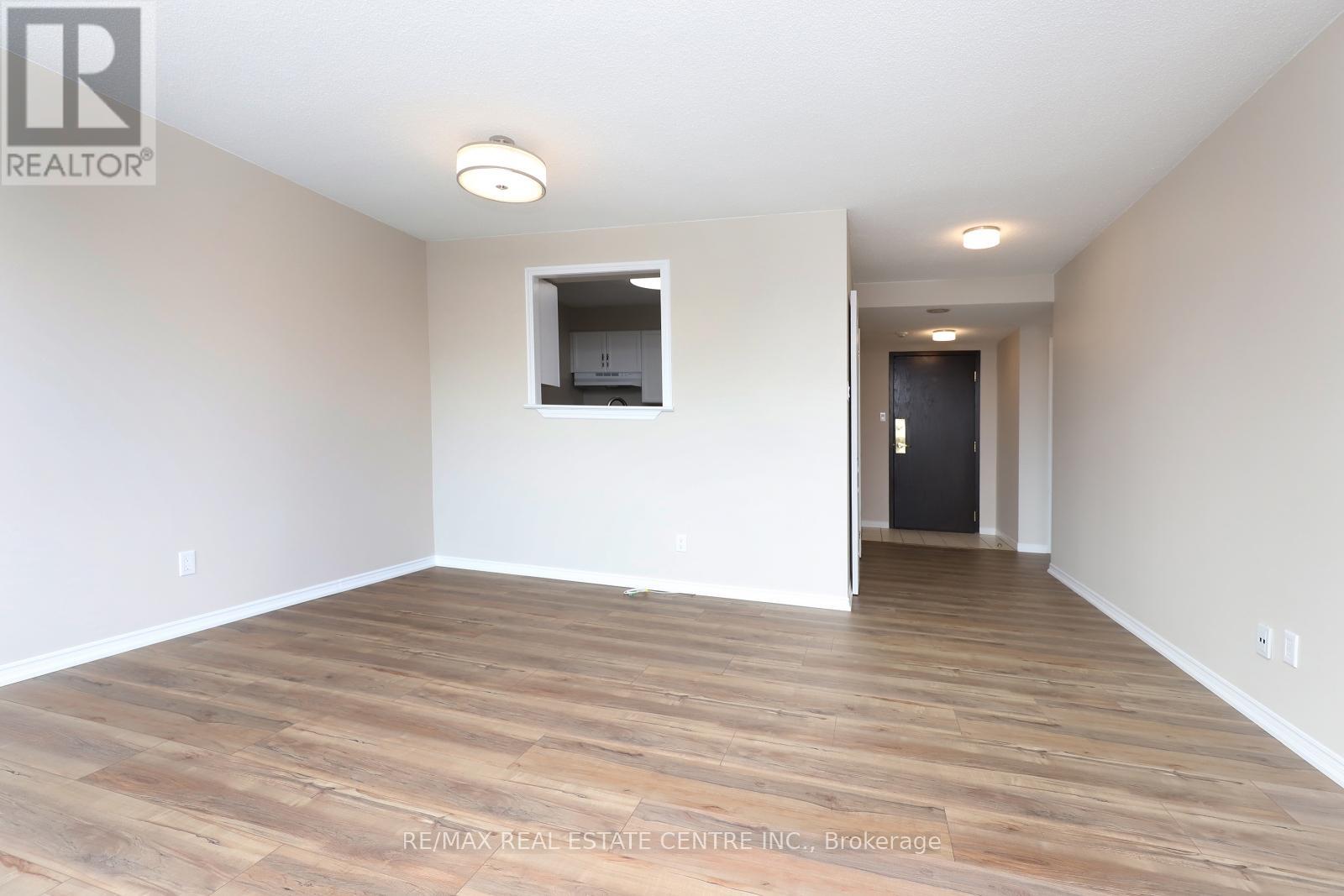 1201 - 100 Millside Drive, Milton (Om Old Milton), Ontario  L9T 5E2 - Photo 16 - W12122344