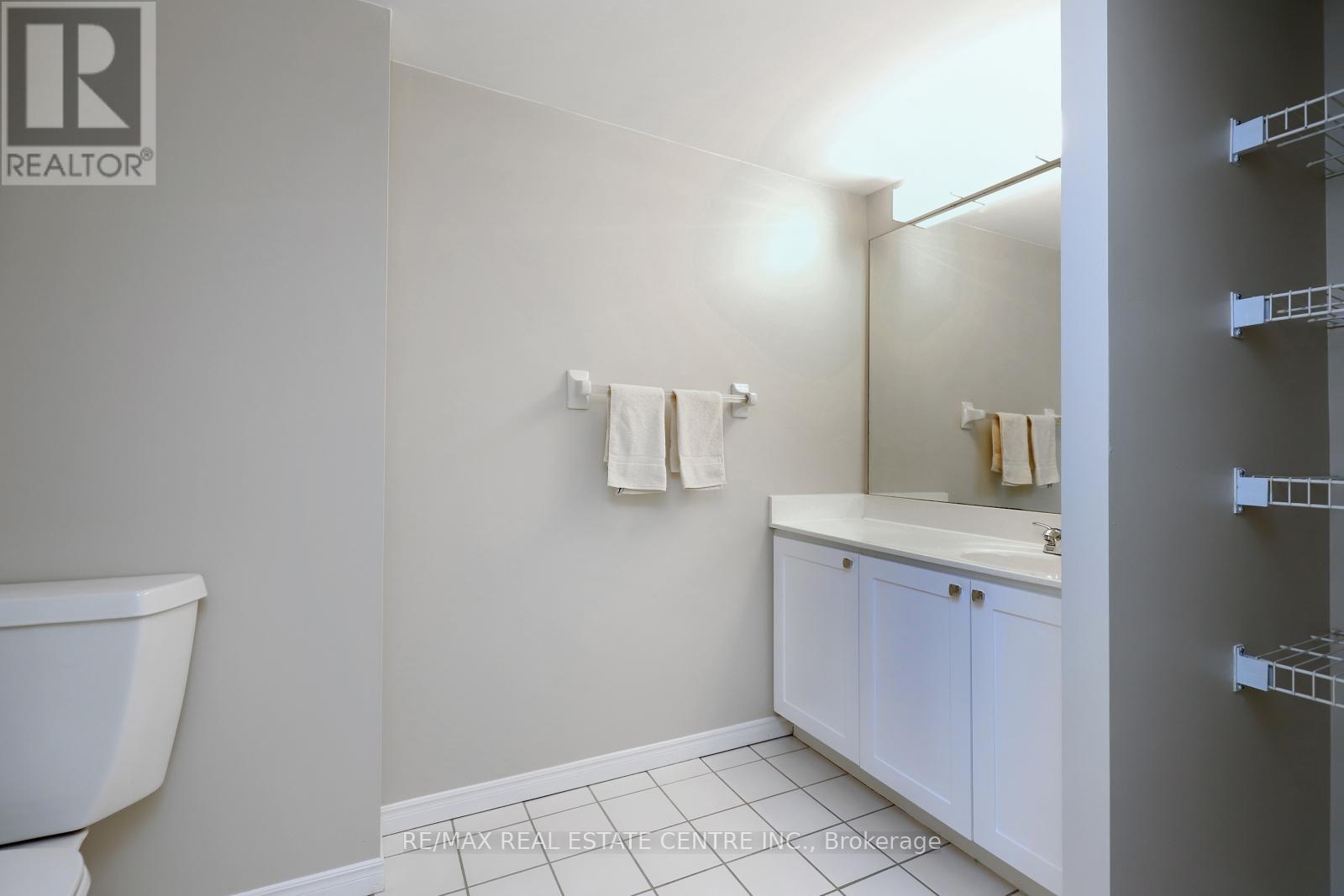 1201 - 100 Millside Drive, Milton, Ontario  L9T 5E2 - Photo 18 - W12122344