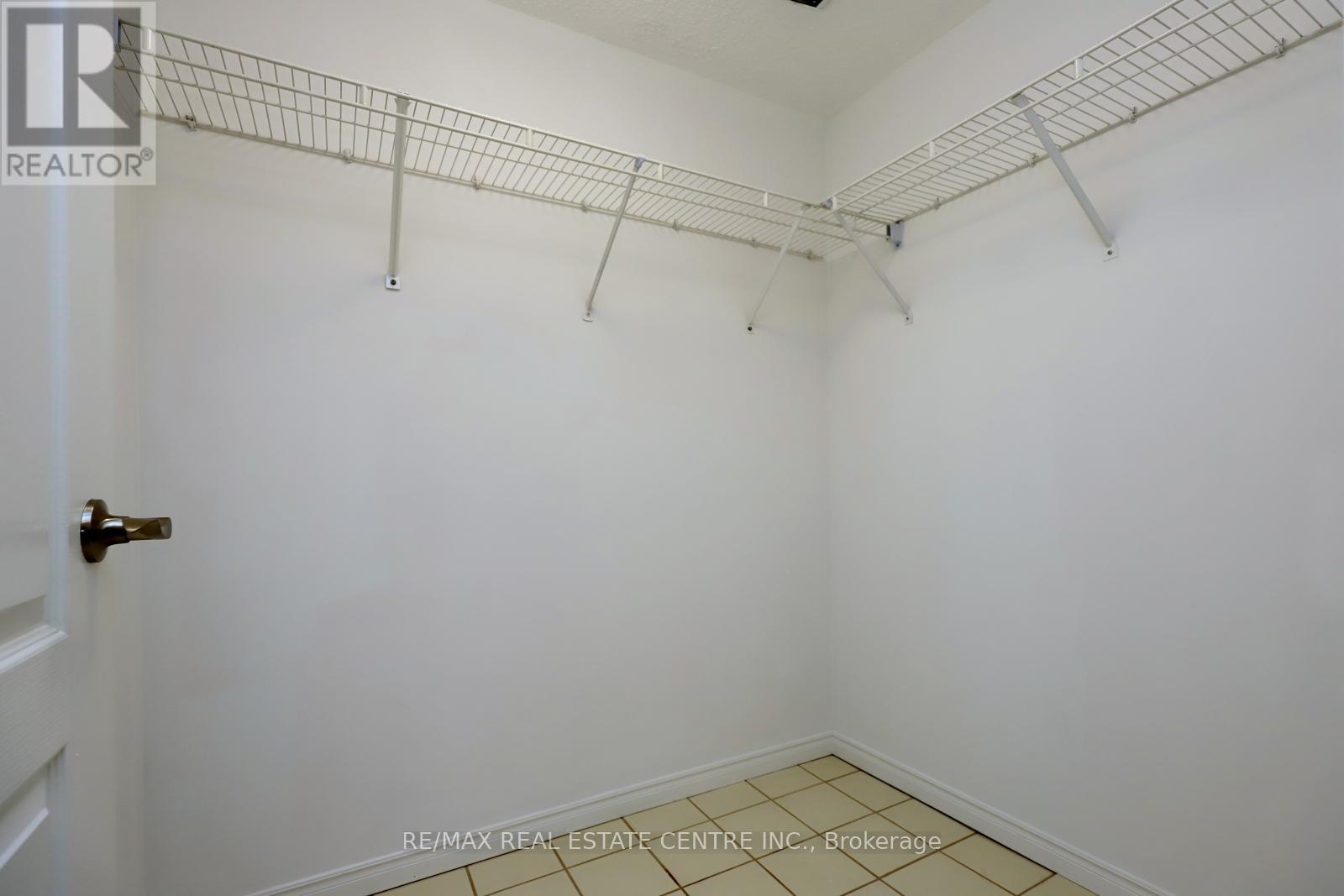 1201 - 100 Millside Drive, Milton, Ontario  L9T 5E2 - Photo 24 - W12122344