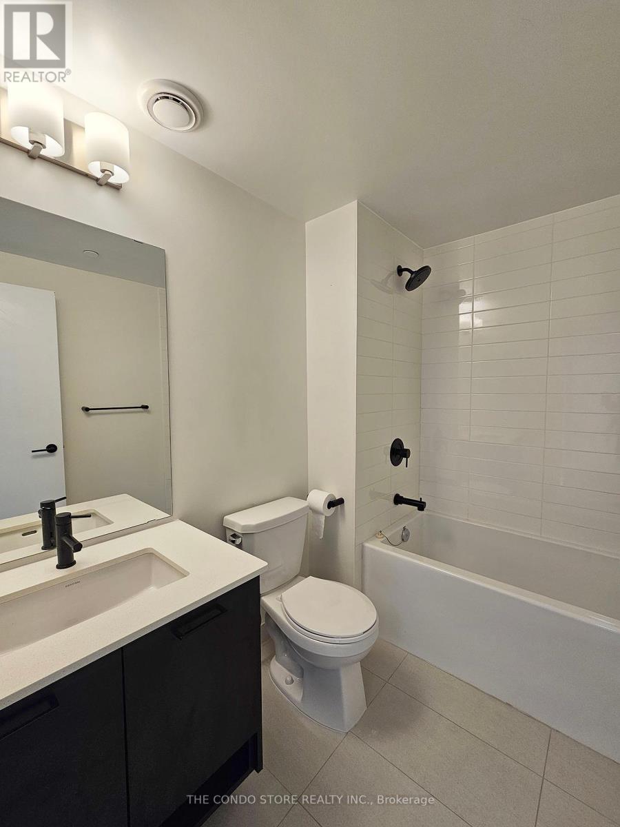 525 - 2300 St. Clair Avenue W, Toronto (Junction Area), Ontario  M6N 0B3 - Photo 9 - W12122353