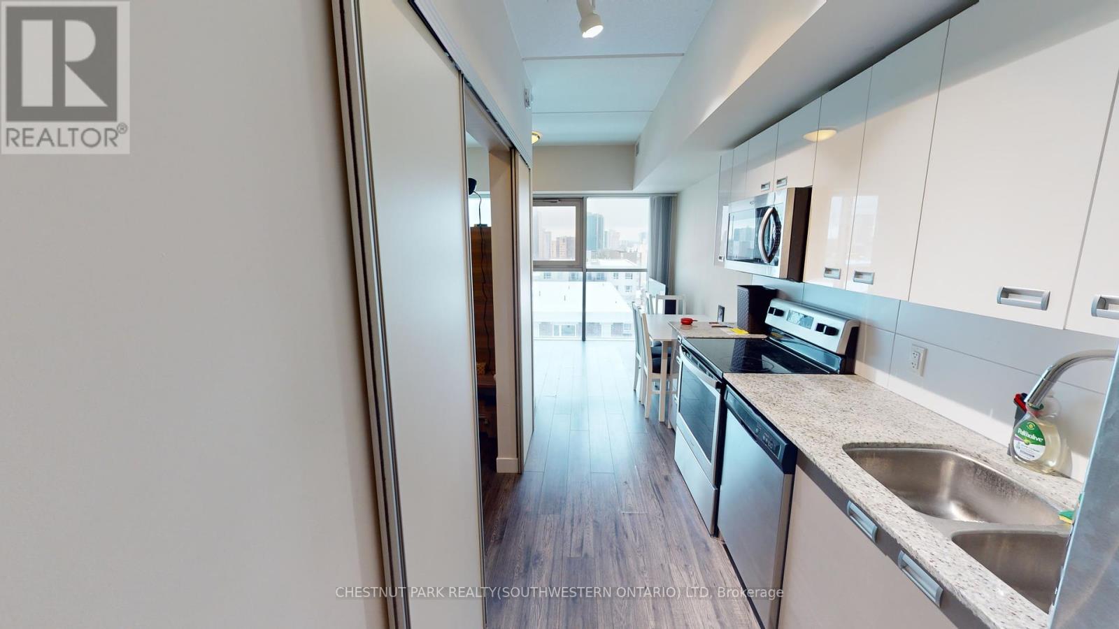 609 - 257 Hemlock Street, Waterloo, Ontario  N2L 3R4 - Photo 11 - X12122326