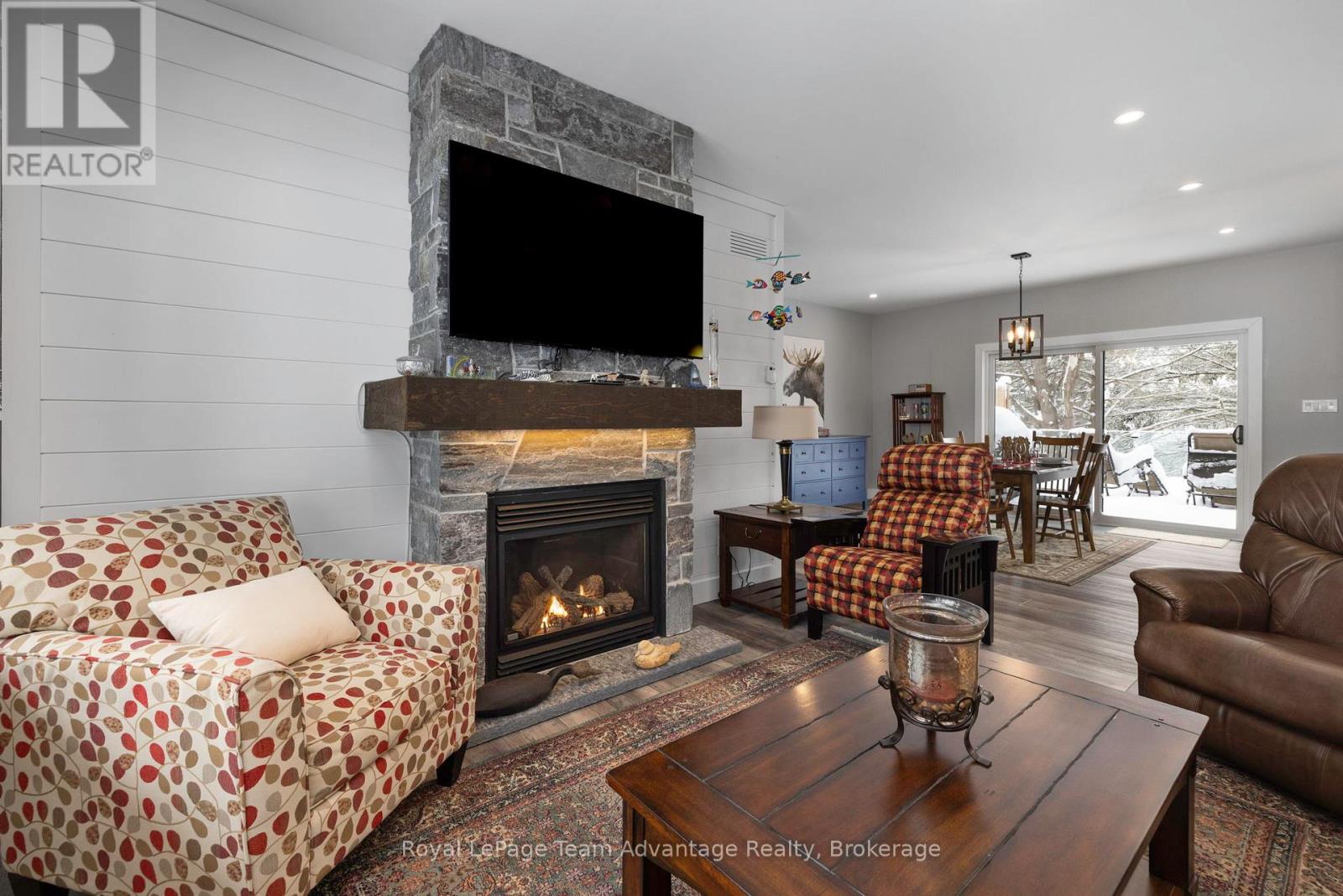 4 Old Carling Road, Carling, Ontario  P0G 1G0 - Photo 7 - X12074173