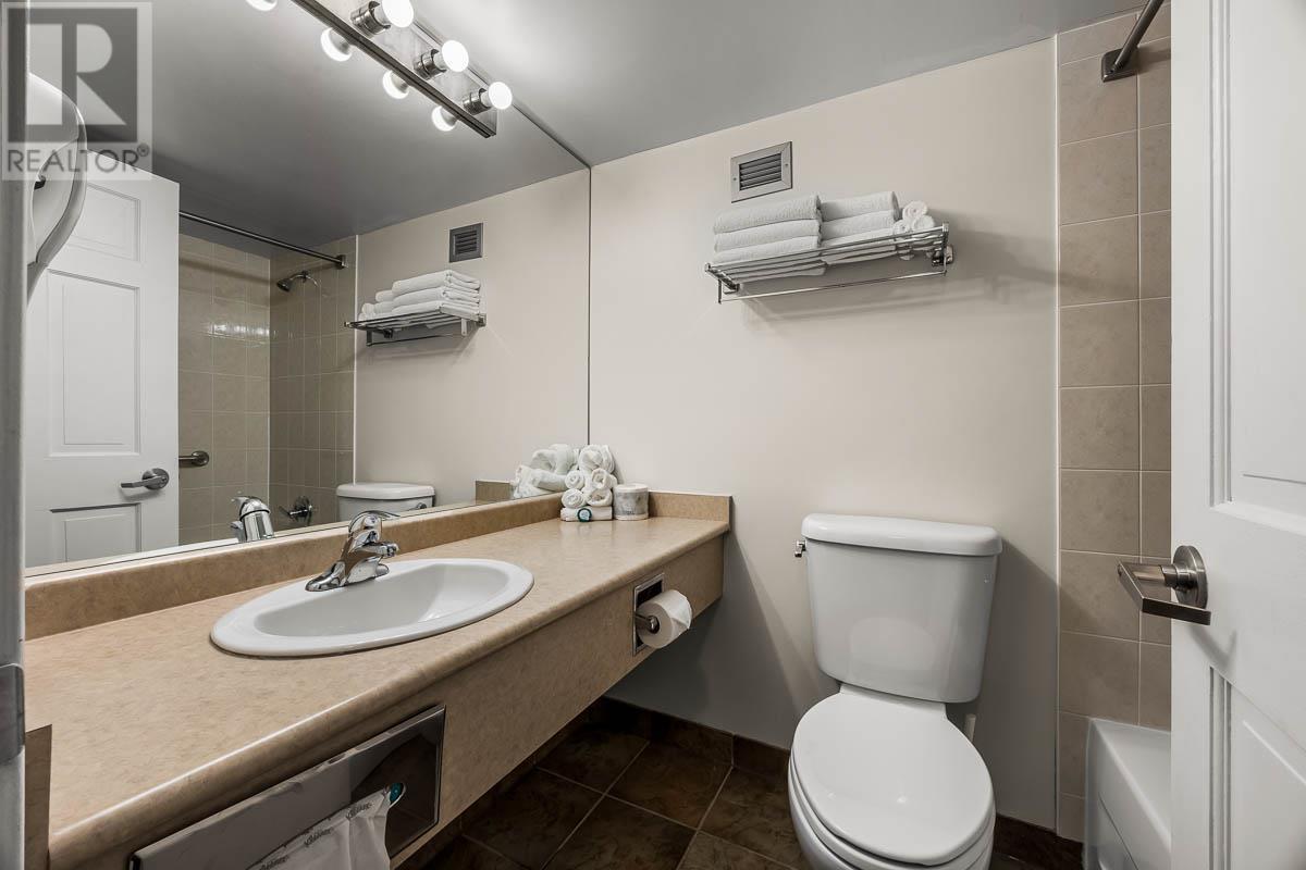3220 Village Way Unit# 205/211, Sun Peaks, British Columbia  V0E 5N0 - Photo 12 - 10346110
