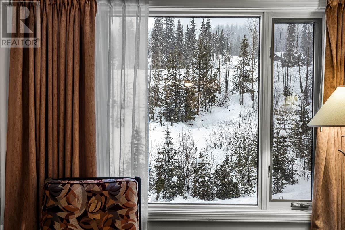3220 Village Way Unit# 205/211, Sun Peaks, British Columbia  V0E 5N0 - Photo 6 - 10346110