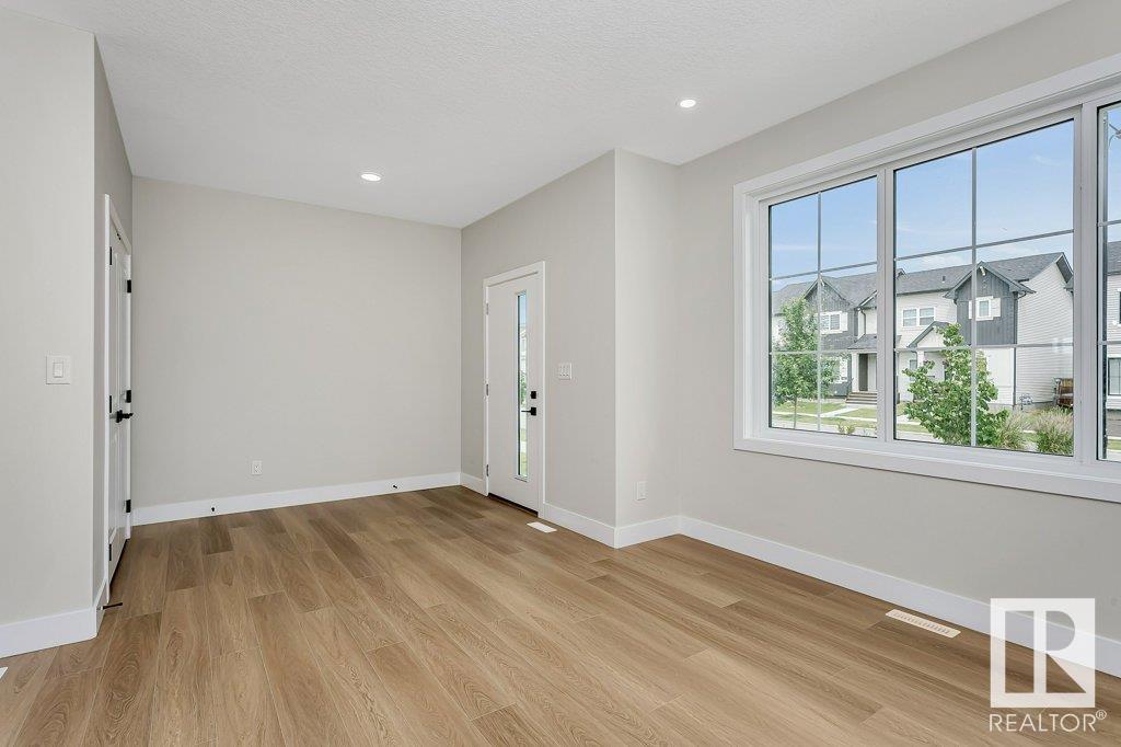 Property at 4107 67 ST image 5