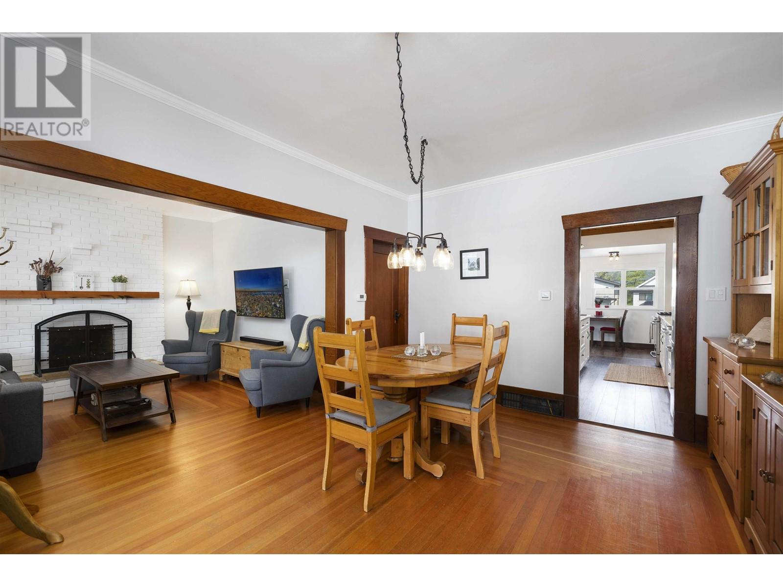 2714 Henry Street, Port Moody, British Columbia  V3H 2J9 - Photo 11 - R2981550