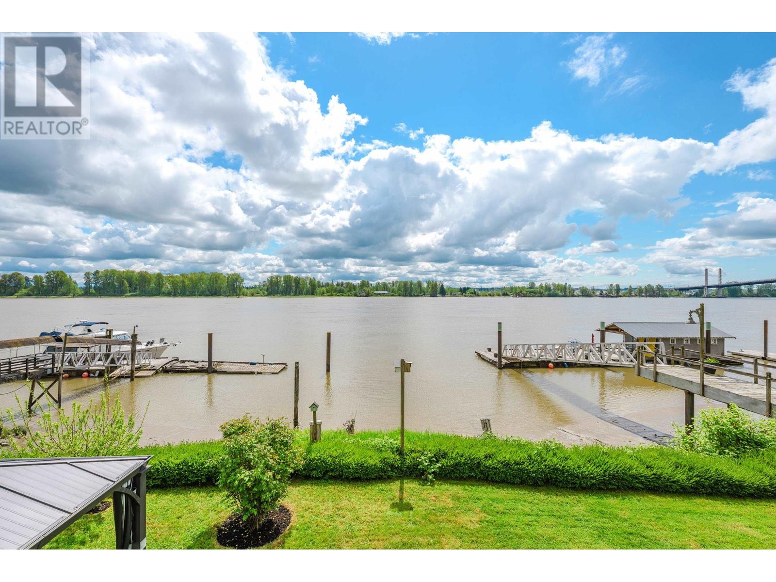 Property at 20282 WHARF STREET image 4