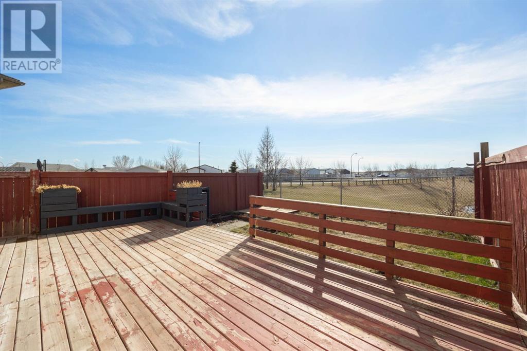 Property at 140 Kodiak Crescent image 3
