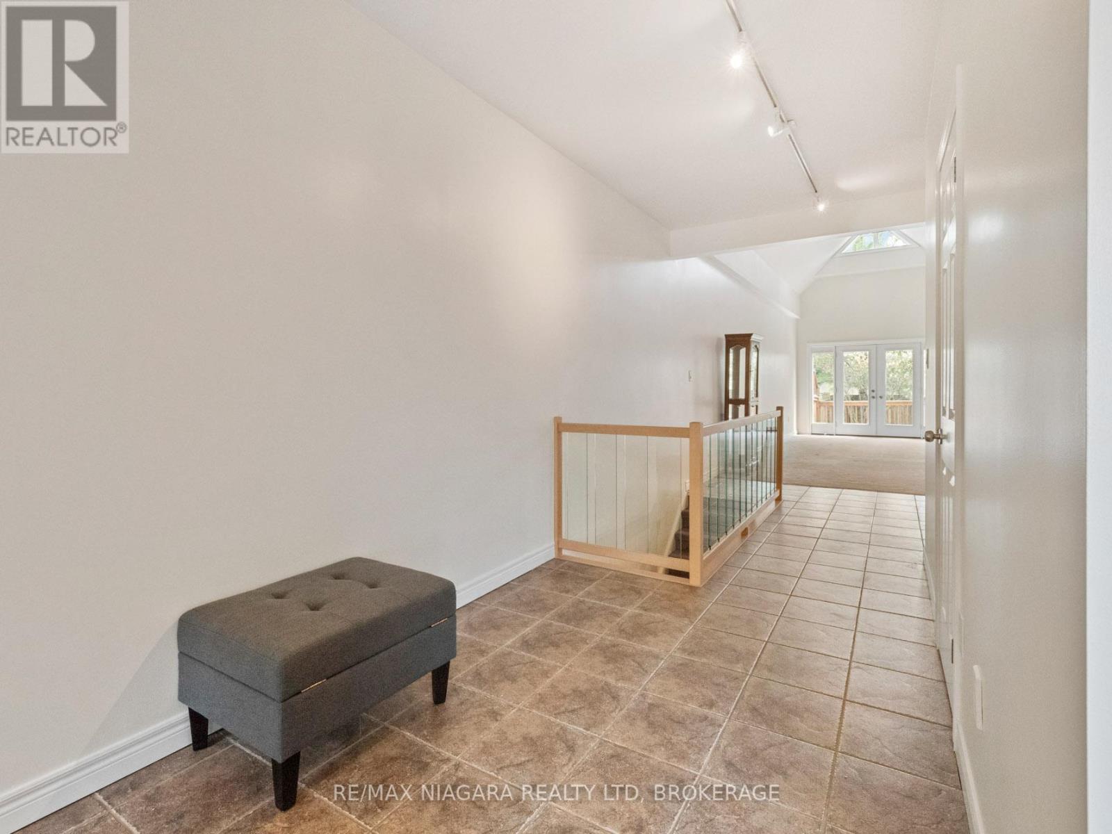 Property at 2270 STONEHAVEN AVENUE E image 3