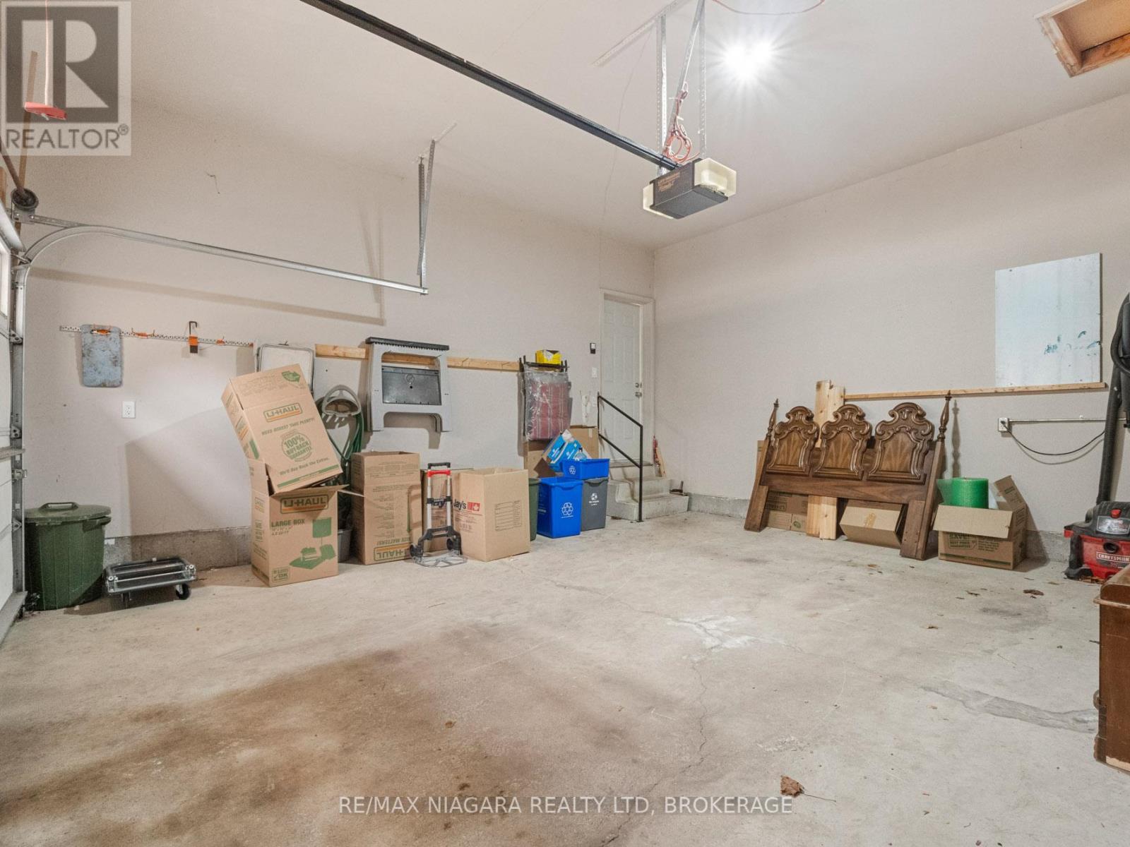 2270 Stonehaven Avenue E, Niagara Falls (Stamford), Ontario  L2J 4K1 - Photo 31 - X12122370