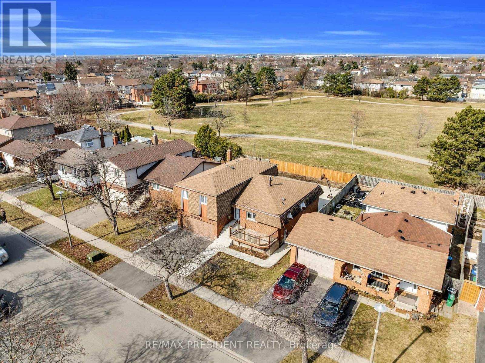 118 Charters Road, Brampton, Ontario  L6V 2S5 - Photo 50 - W12113821