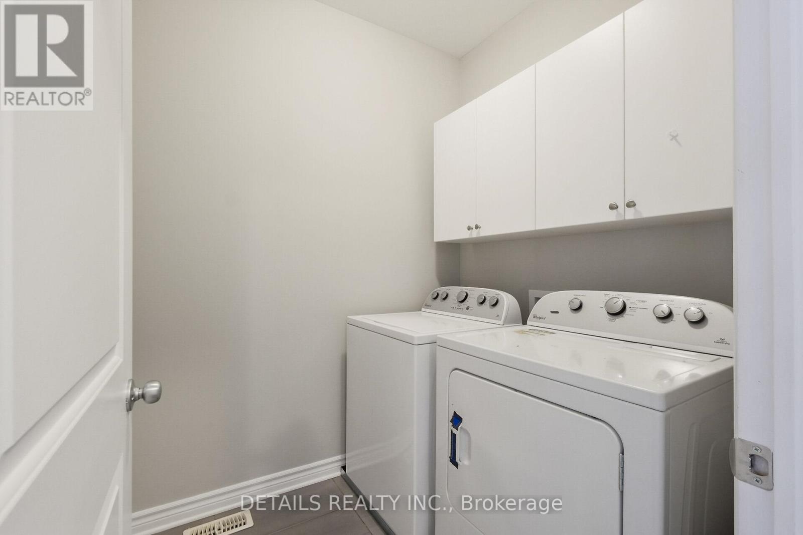 313 Gracewood Crescent, Ottawa, Ontario  K1T 0J7 - Photo 30 - X12118836