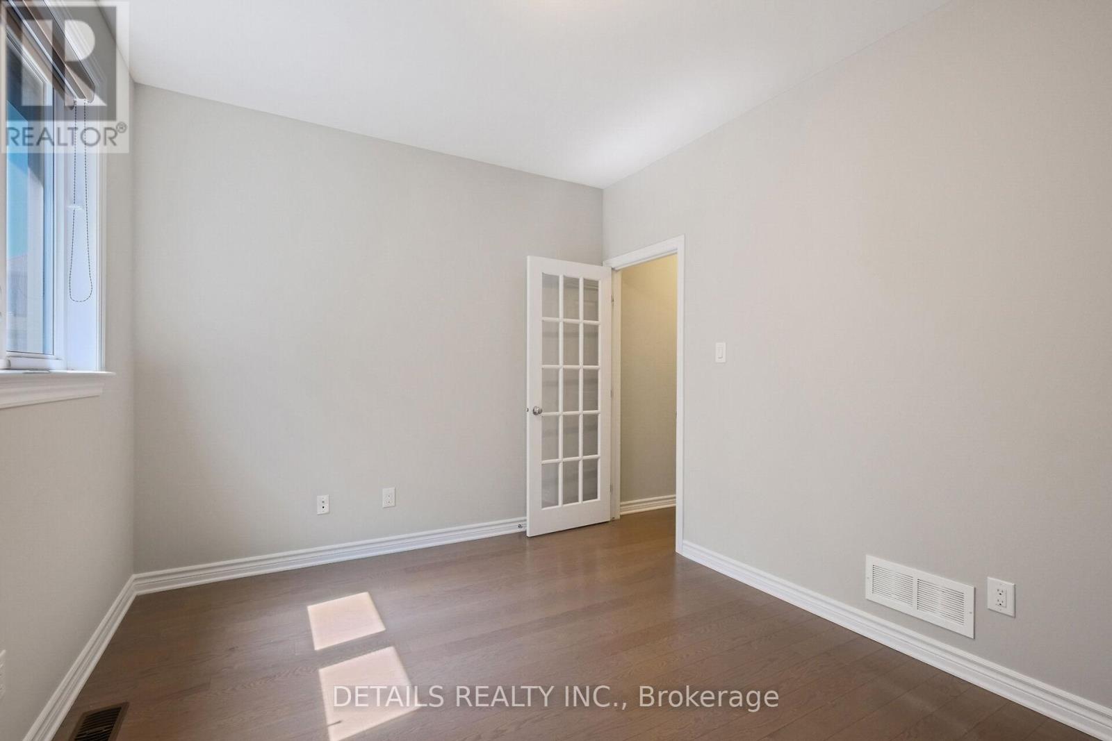 313 Gracewood Crescent, Ottawa, Ontario  K1T 0J7 - Photo 33 - X12118836