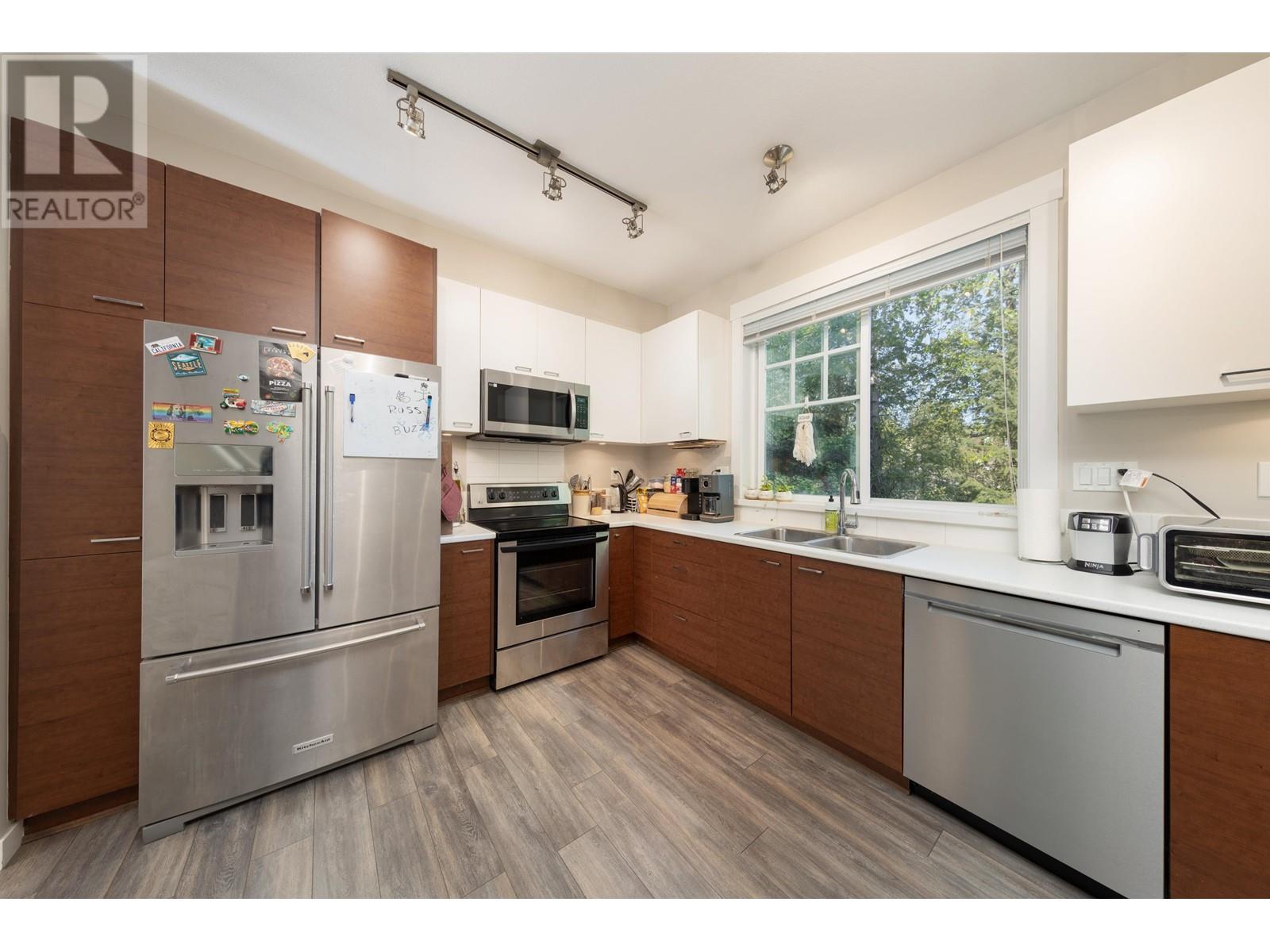 2015 2655 Bedford Street, Port Coquitlam, British Columbia  V3C 0B8 - Photo 5 - R2997625