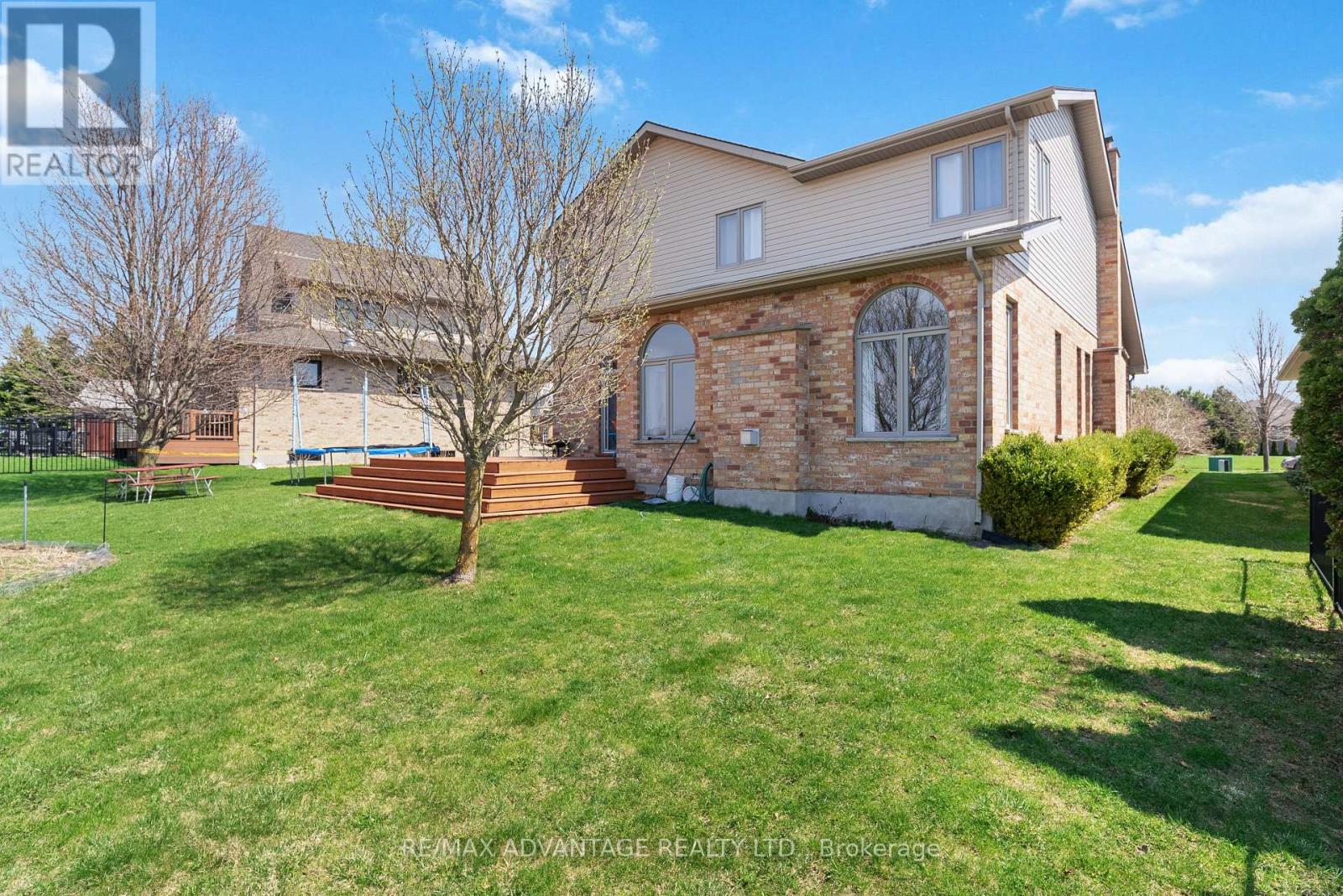 129 Thamesview Crescent, St. Marys, Ontario  N4X 1E1 - Photo 40 - X12104502