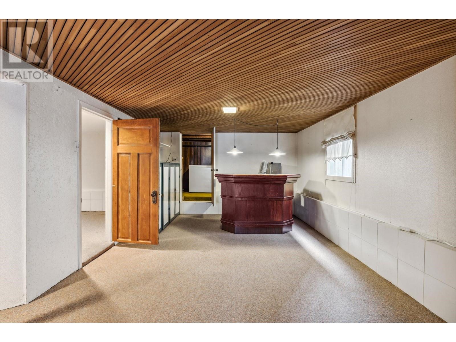 Listing Picture 20 of 40 : 8321 SHAUGHNESSY STREET, Vancouver / 溫哥華 - 魯藝地產 Yvonne Lu Group - MLS Medallion Club Member