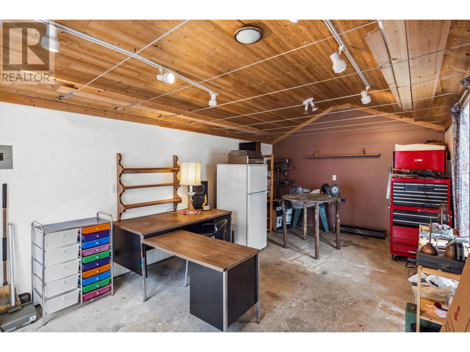 Listing Picture 38 of 40 : 8321 SHAUGHNESSY STREET, Vancouver / 溫哥華 - 魯藝地產 Yvonne Lu Group - MLS Medallion Club Member