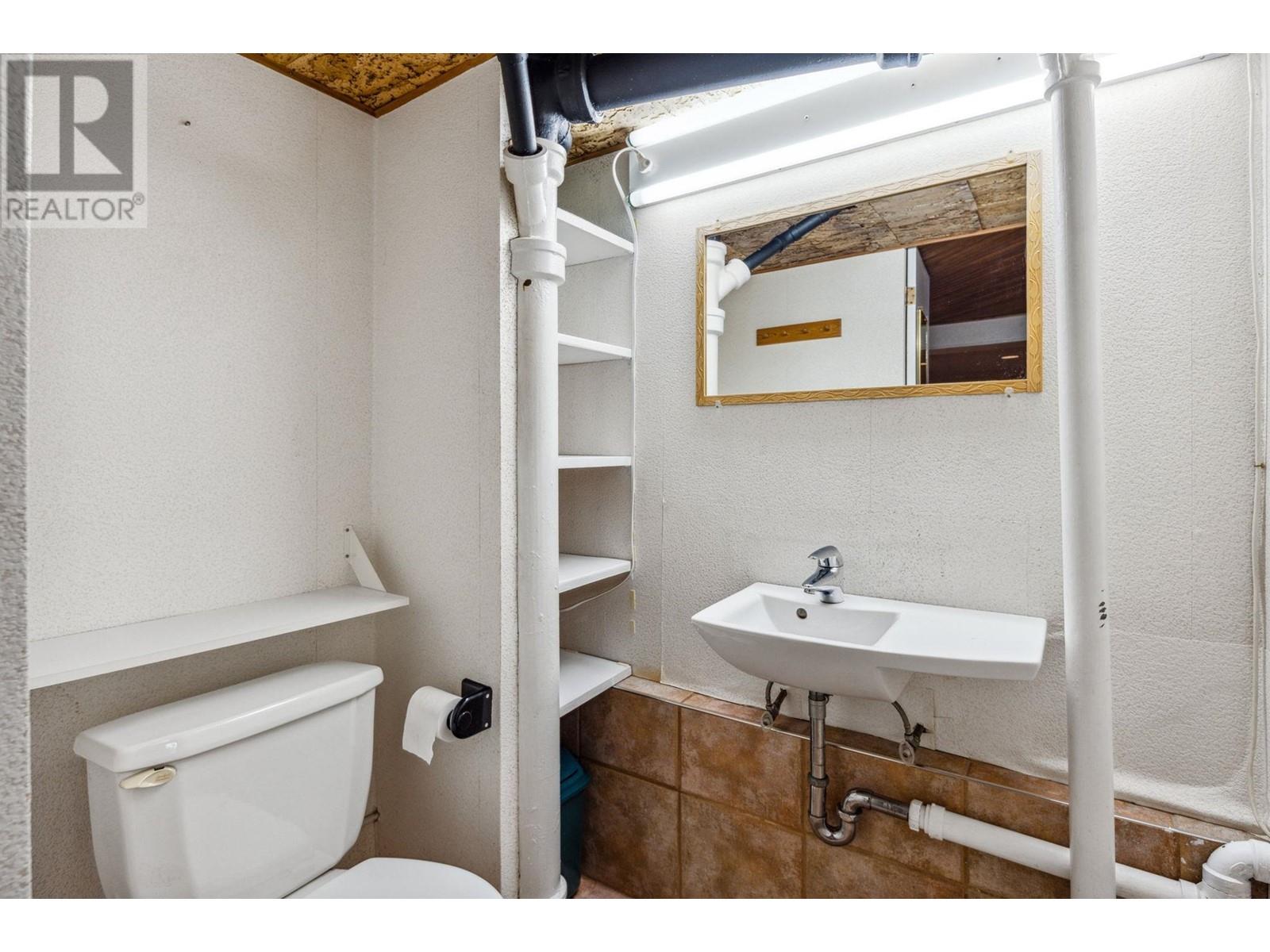 Listing Picture 28 of 40 : 8321 SHAUGHNESSY STREET, Vancouver / 溫哥華 - 魯藝地產 Yvonne Lu Group - MLS Medallion Club Member