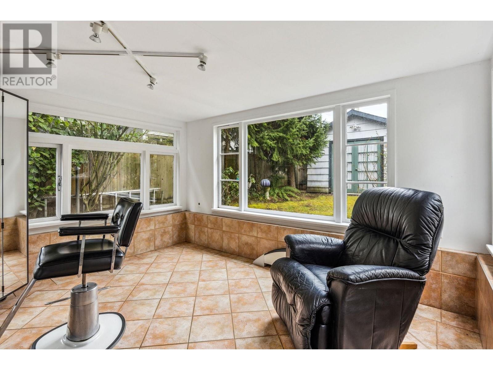 Listing Picture 24 of 40 : 8321 SHAUGHNESSY STREET, Vancouver / 溫哥華 - 魯藝地產 Yvonne Lu Group - MLS Medallion Club Member