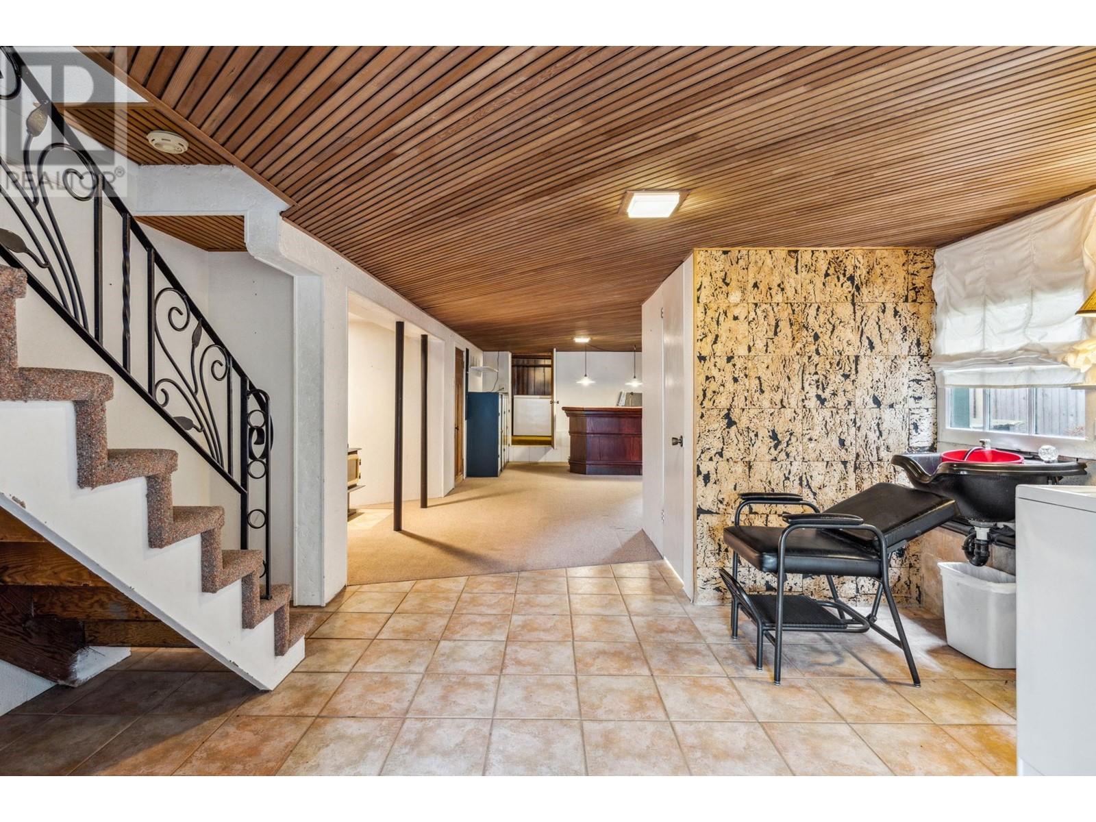 Listing Picture 27 of 40 : 8321 SHAUGHNESSY STREET, Vancouver / 溫哥華 - 魯藝地產 Yvonne Lu Group - MLS Medallion Club Member