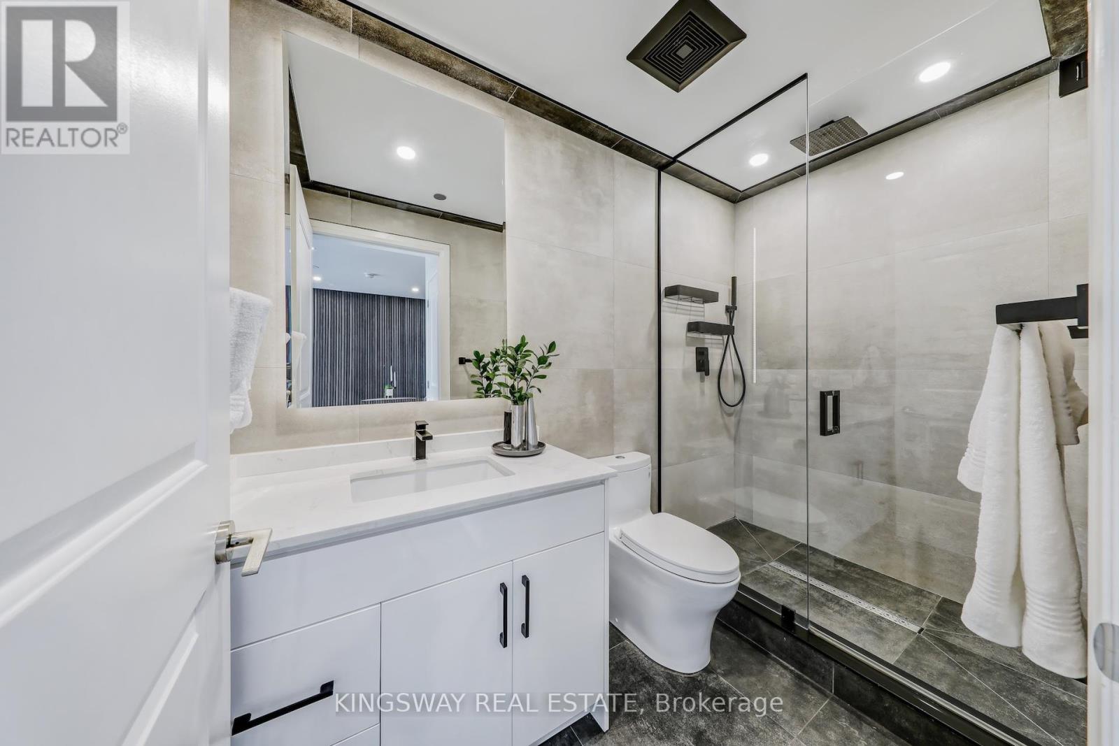 1316 - 5033 Four Springs Avenue, Mississauga, Ontario  L5R 0E4 - Photo 19 - W12122382