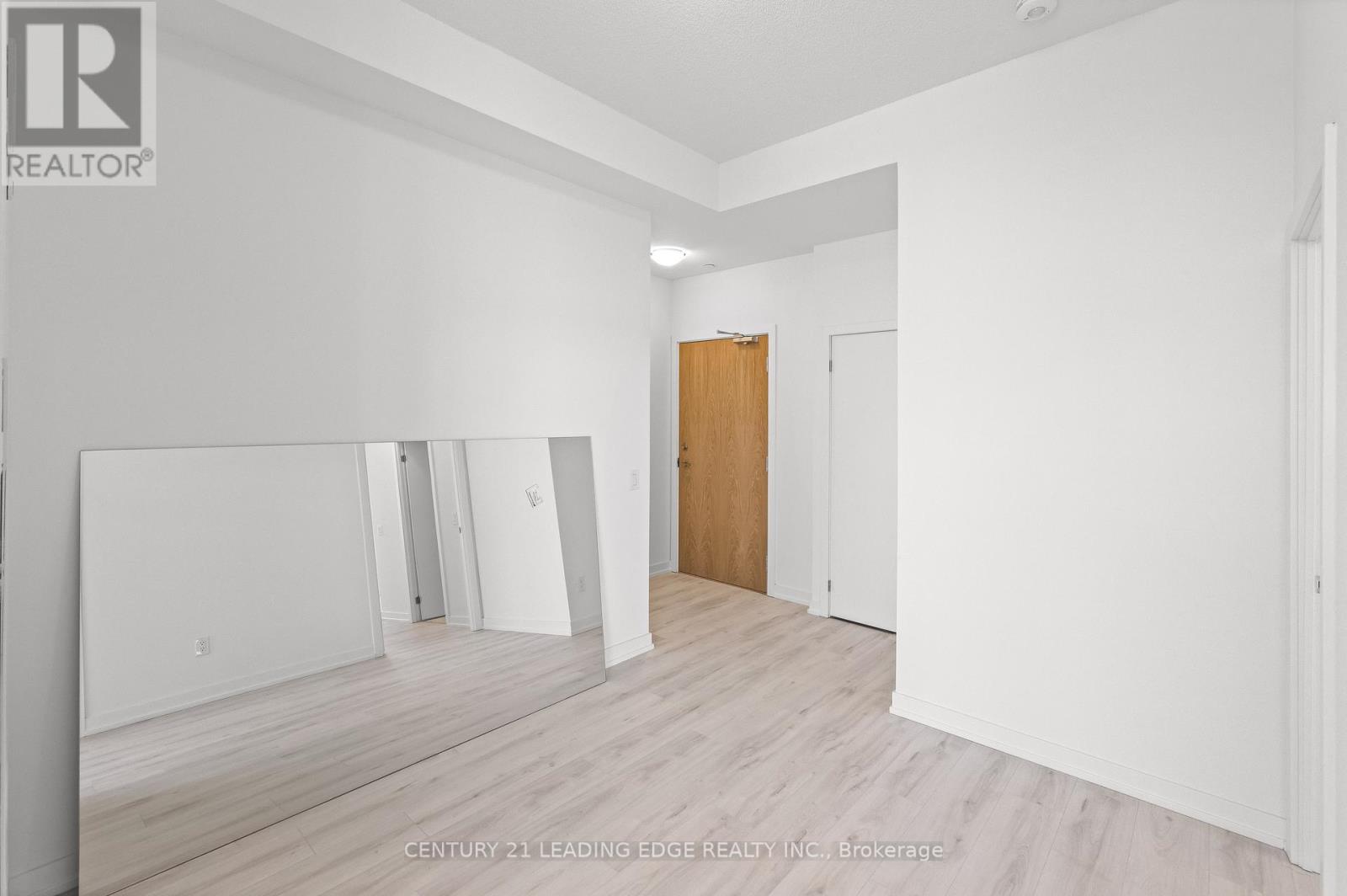 3005 - 1435 Celebration Drive, Pickering, Ontario  L1W 0C4 - Photo 6 - E12092222