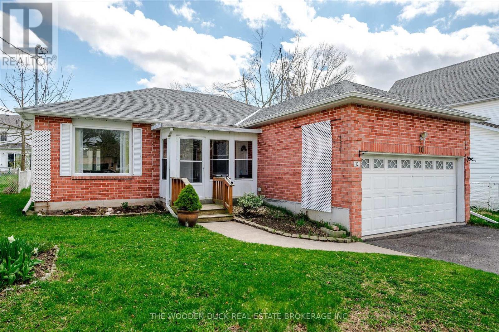 10 Maple Avenue, Asphodel-Norwood, Ontario  K0L 2V0 - Photo 2 - X12122405