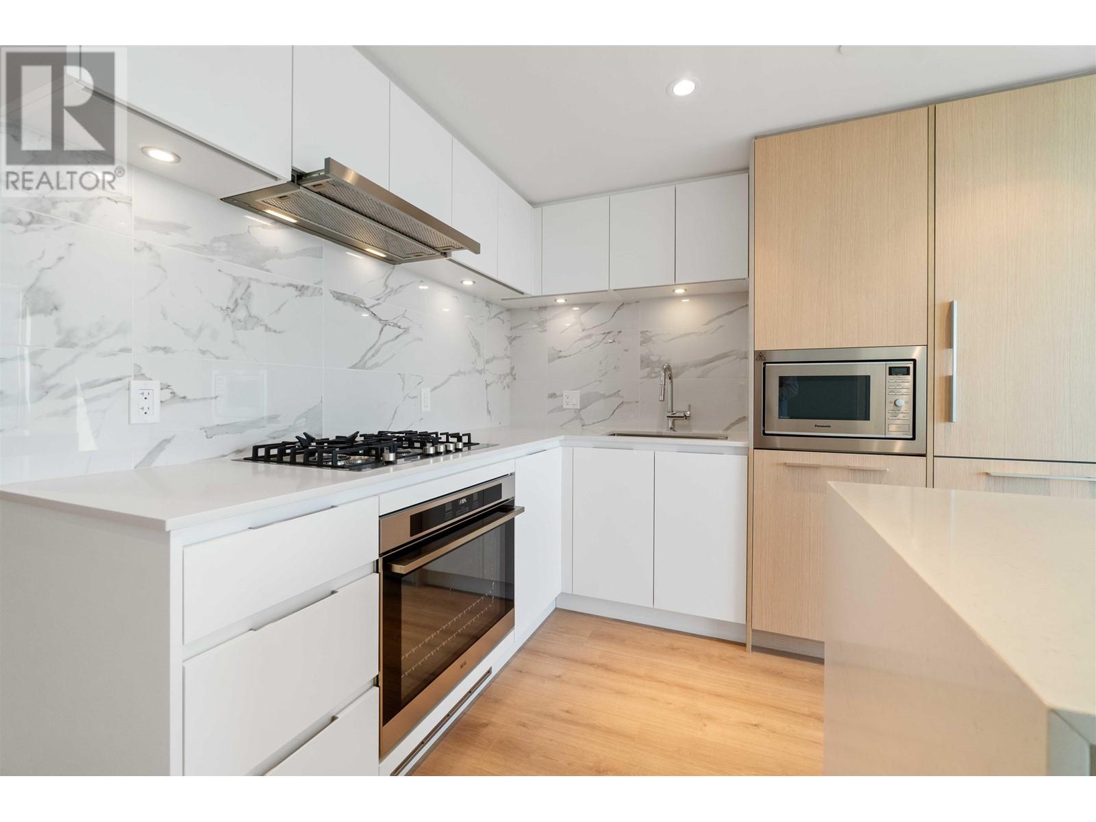 1704 1500 Fern Street, North Vancouver, British Columbia  V7J 0E6 - Photo 12 - R2996919