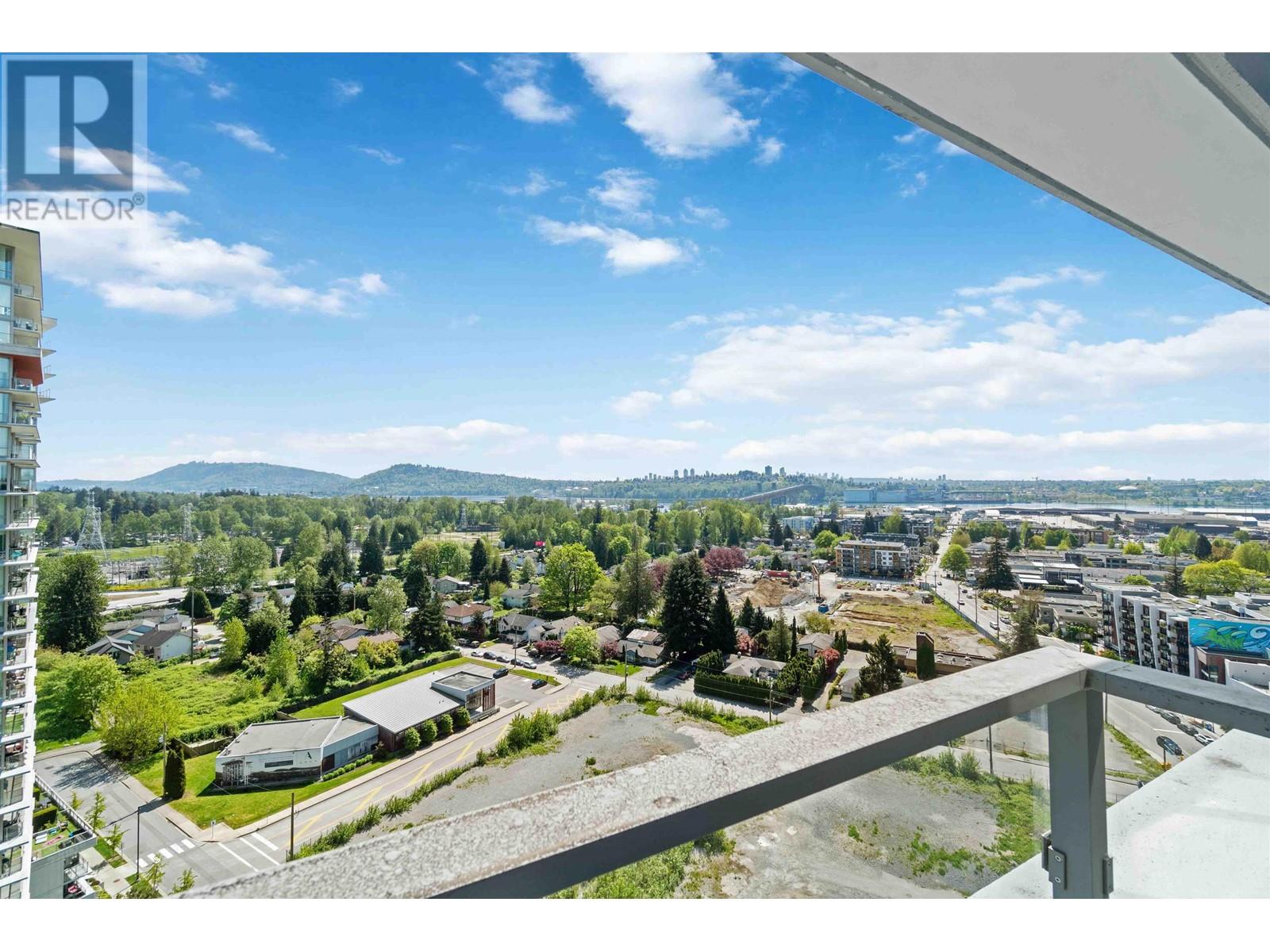 1704 1500 Fern Street, North Vancouver, British Columbia  V7J 0E6 - Photo 1 - R2996919