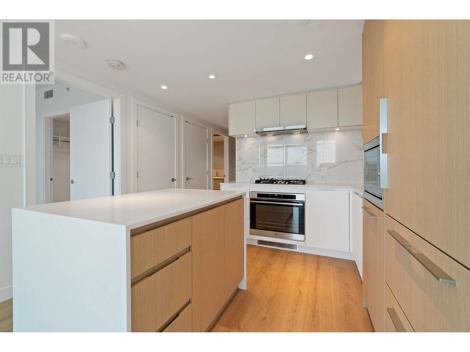 1704 1500 Fern Street, North Vancouver, British Columbia  V7J 0E6 - Photo 10 - R2996919