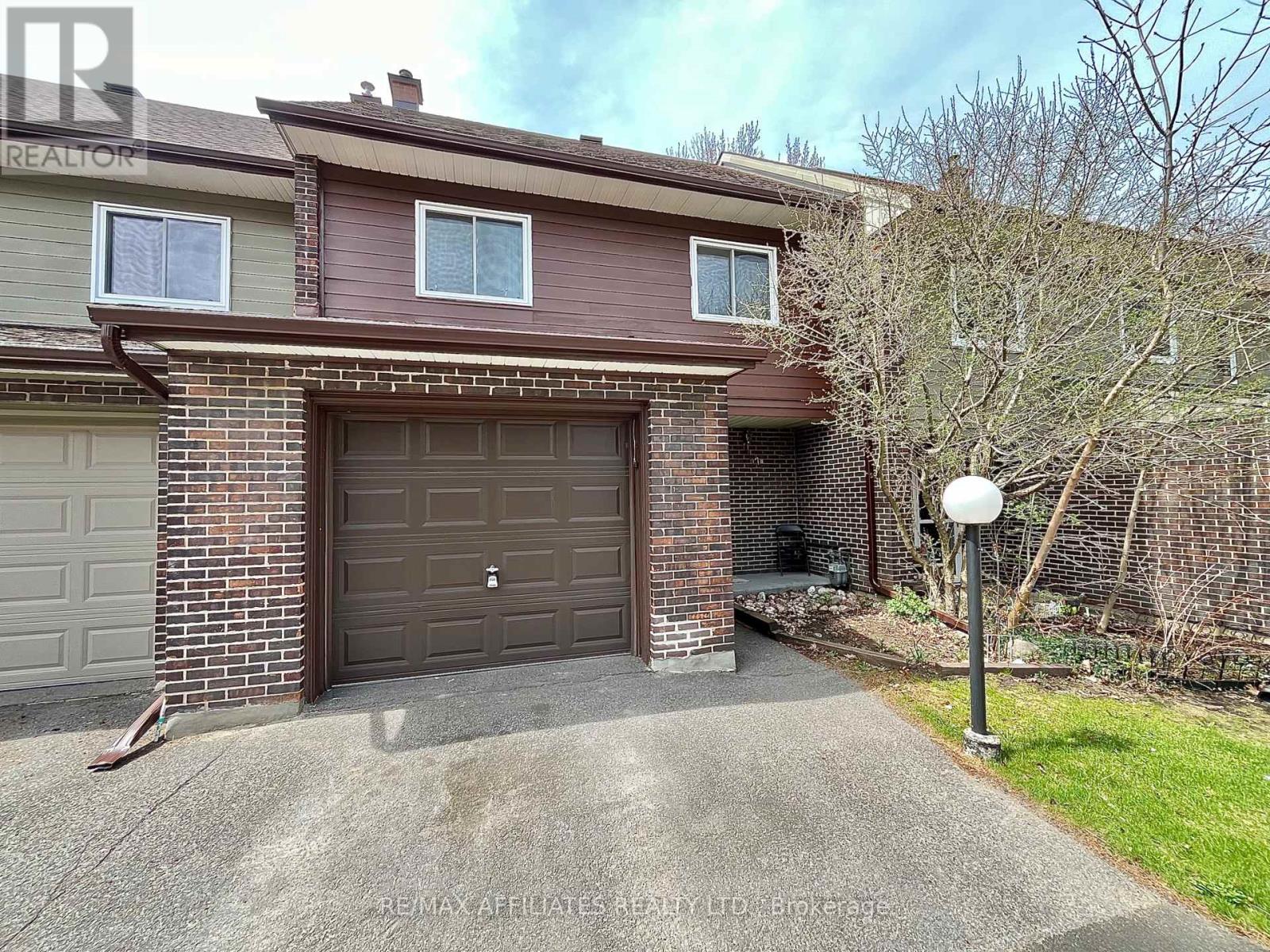Property at 77B GLEN PARK DRIVE image 1