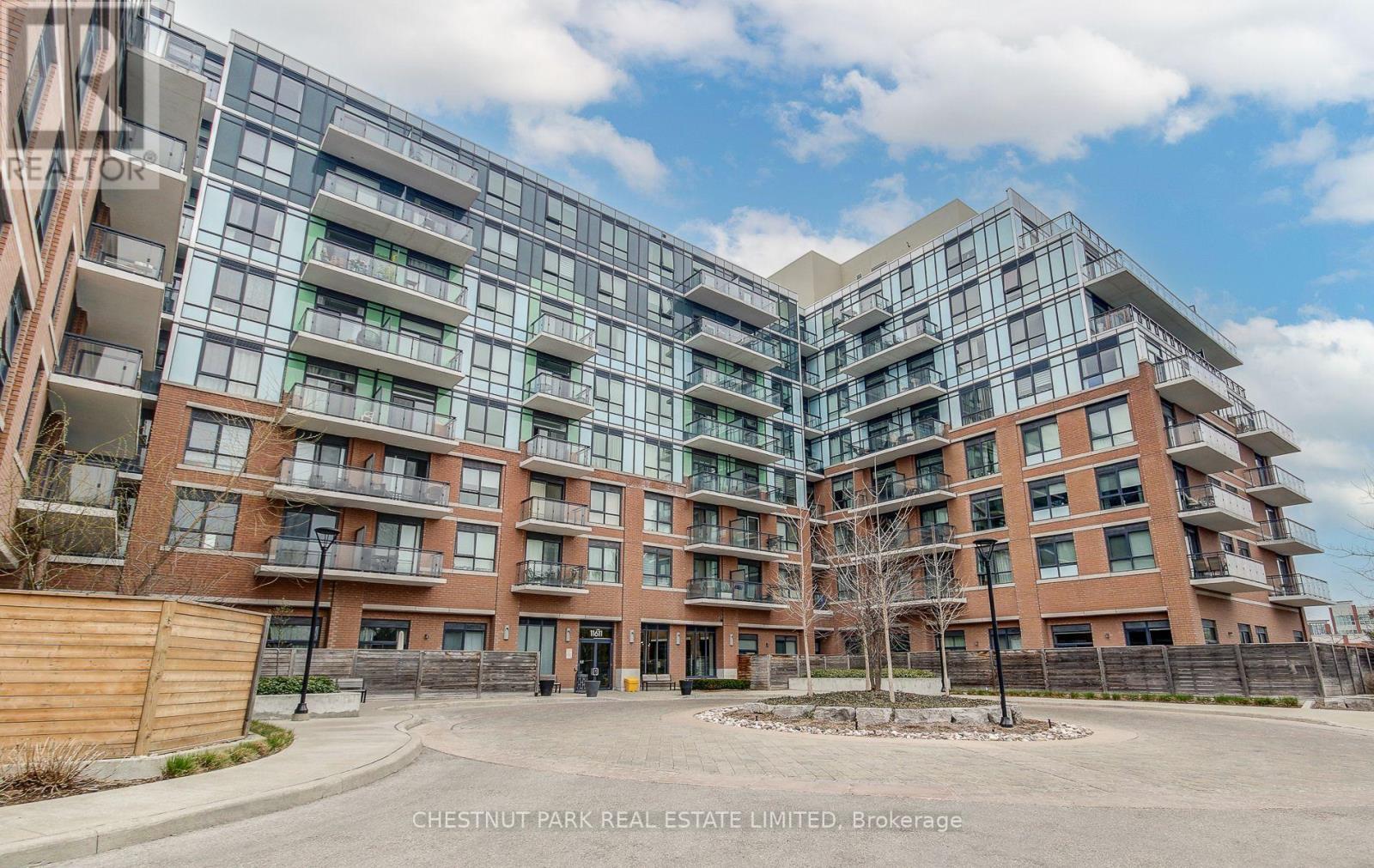 109 - 11611 Yonge Street, Richmond Hill, Ontario  L4E 1G2 - Photo 4 - N12122424