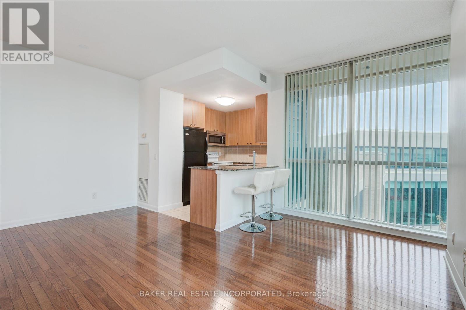 402 - 225 Sherway Gardens Road, Toronto, Ontario  M9C 0A3 - Photo 8 - W12122406