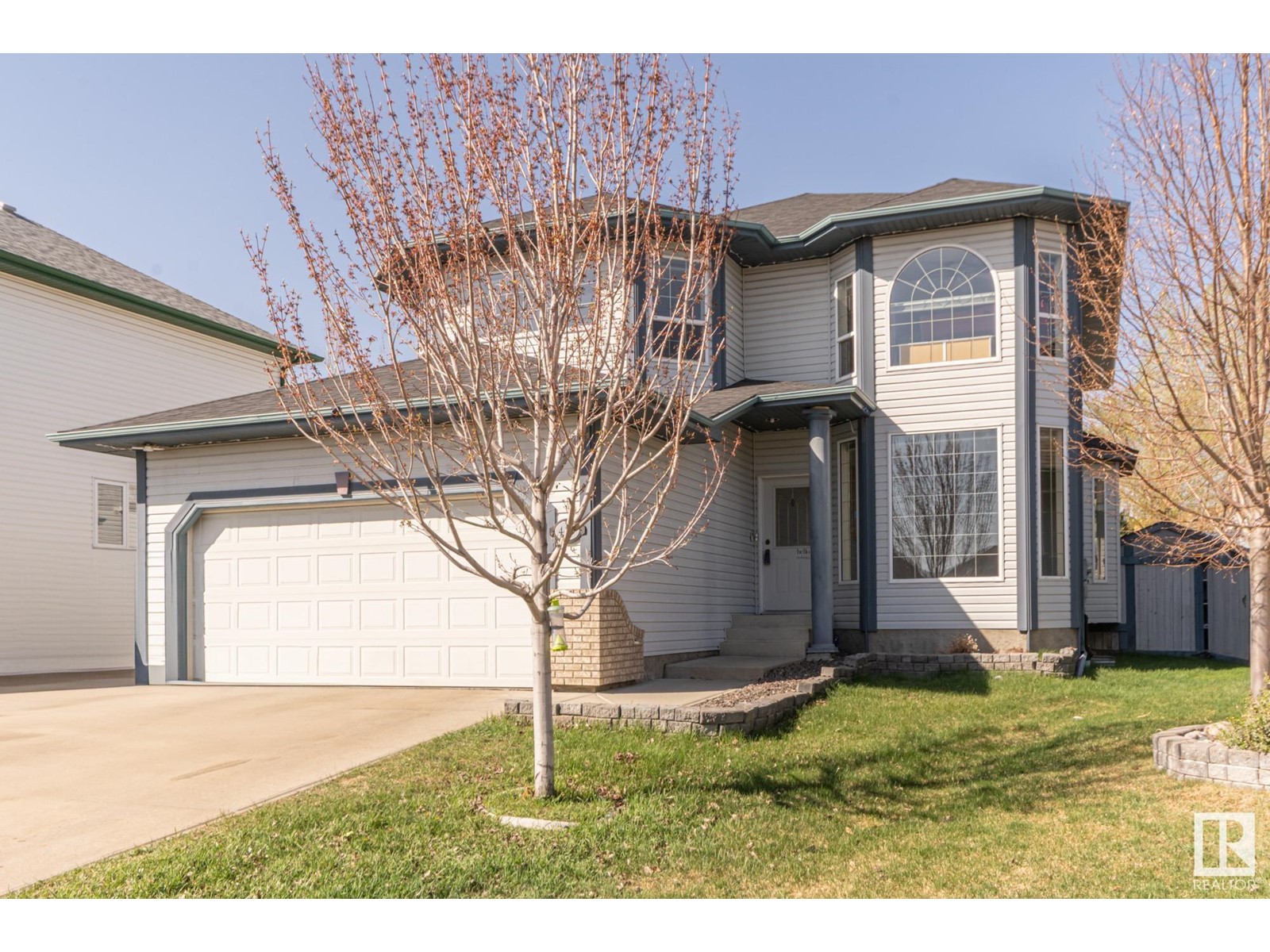 Property at 443 HERITAGE DR image 1