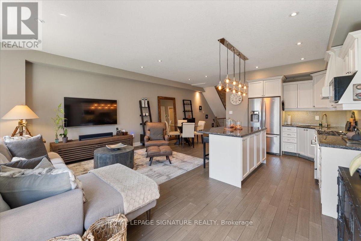 9 Forest Valley Crescent, Hamilton, Ontario  L9H 0A7 - Photo 10 - X12122415