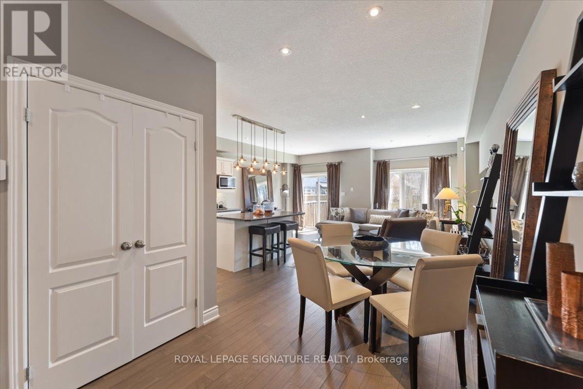 9 Forest Valley Crescent, Hamilton, Ontario  L9H 0A7 - Photo 8 - X12122415
