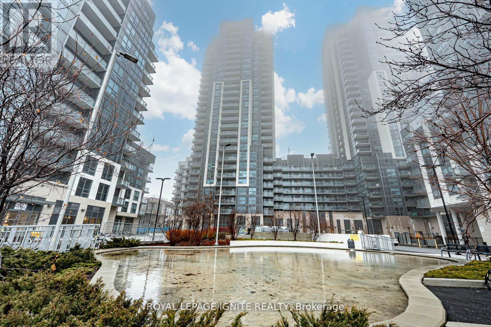 1806 - 20 Meadowglen Place, Toronto, Ontario  M1G 0A9 - Photo 2 - E12118224