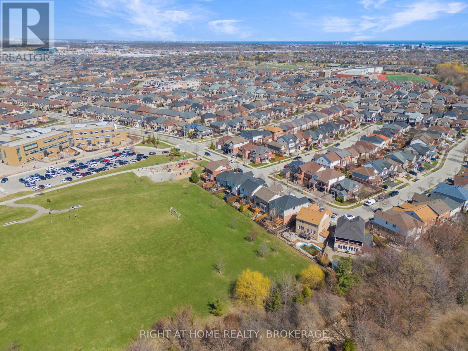 3253 Steeplechase Drive, Burlington, Ontario  L7M 0C5 - Photo 49 - W12091421