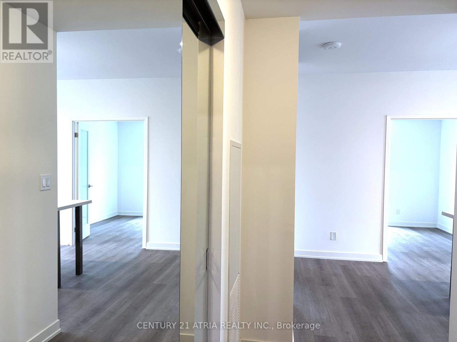 803 - 292 Verdale Crossing, Markham, Ontario  L6G 0H6 - Photo 3 - N12122040