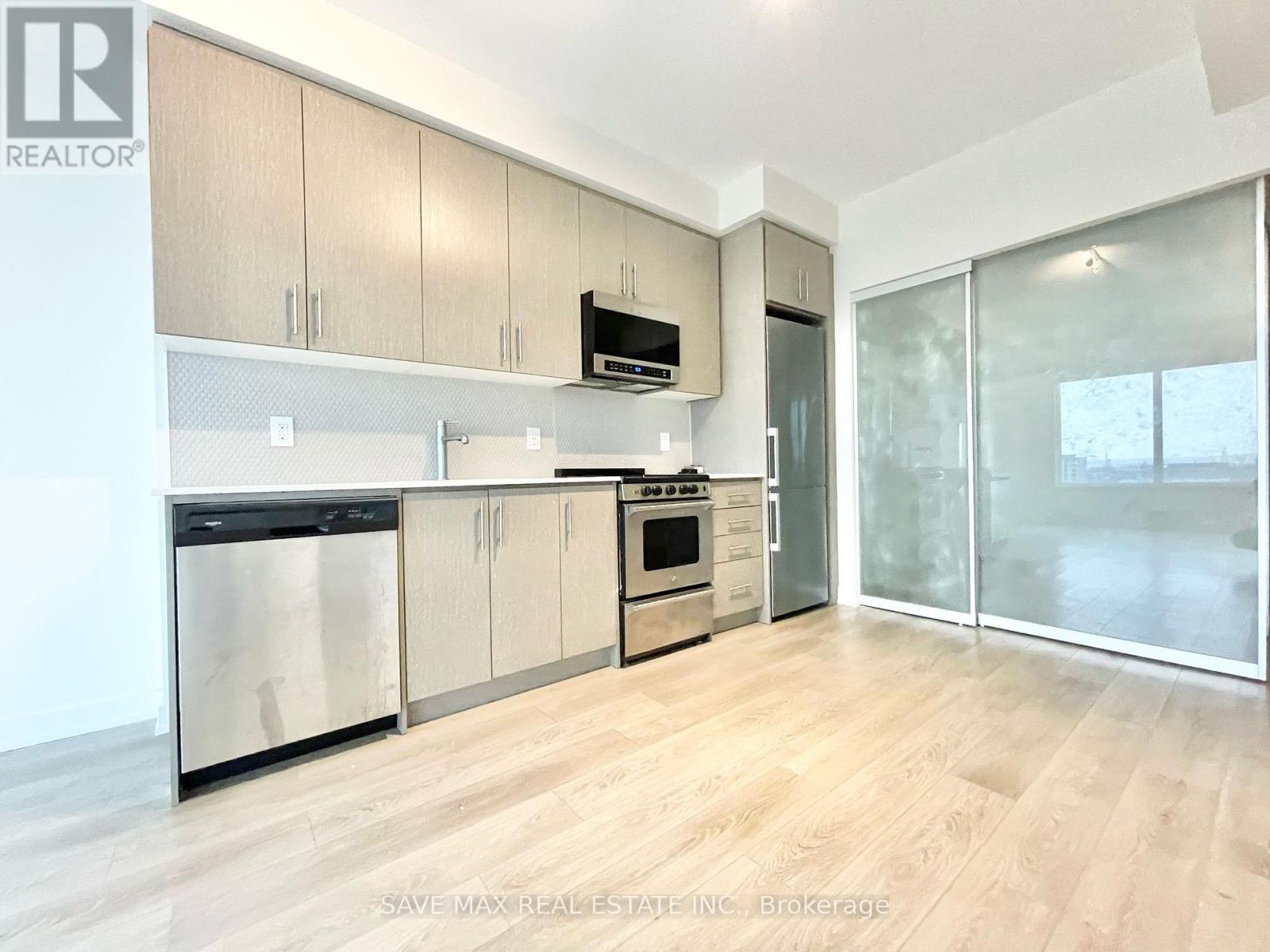 1020 - 212 King William Street, Hamilton, Ontario  L8R 3P2 - Photo 10 - X12121503