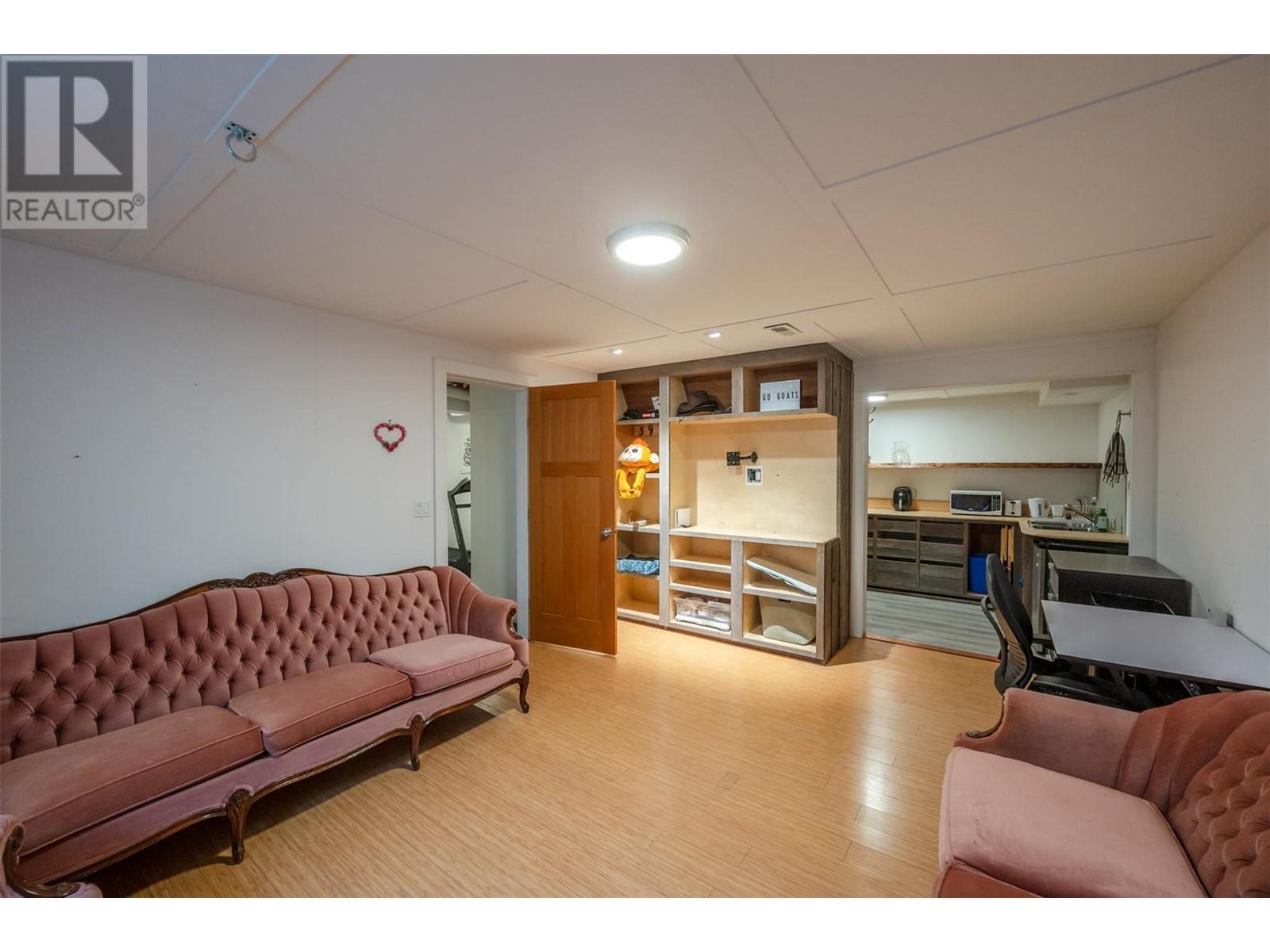 Property at 3909 GARTRELL Road image 3