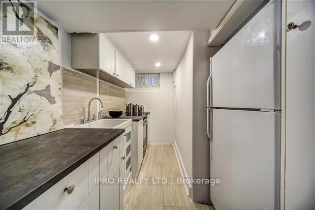Bsmt - 109 Vanbrugh Avenue, Toronto, Ontario  M1N 3T4 - Photo 2 - E12122431