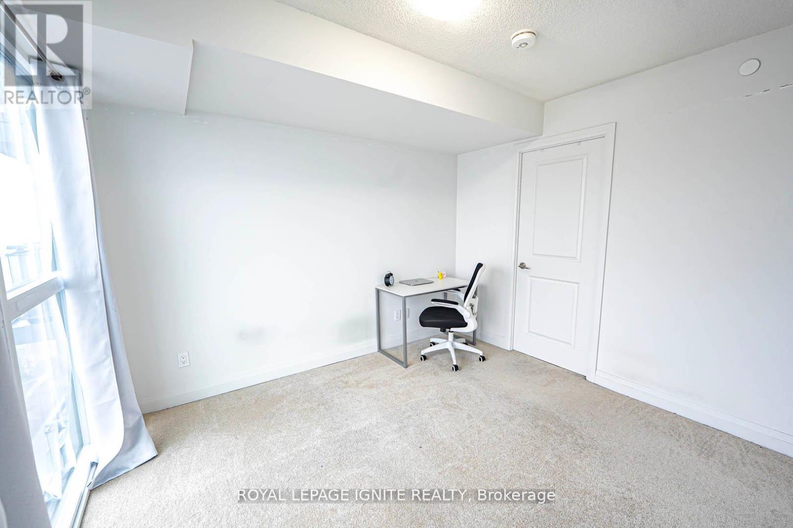 1806 - 20 Meadowglen Place, Toronto, Ontario  M1G 0A9 - Photo 13 - E12118224