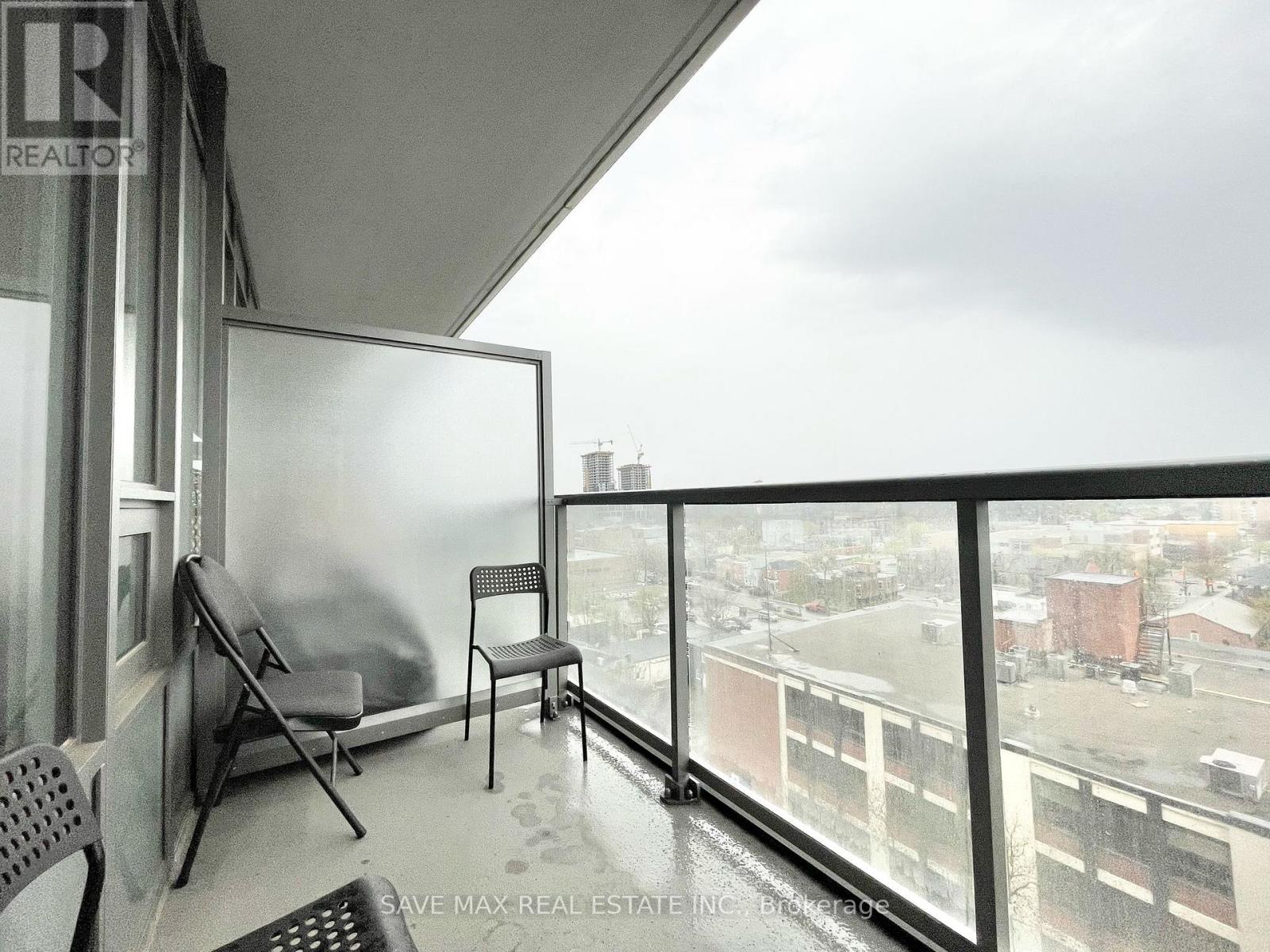 1020 - 212 King William Street, Hamilton, Ontario  L8R 3P2 - Photo 14 - X12121503