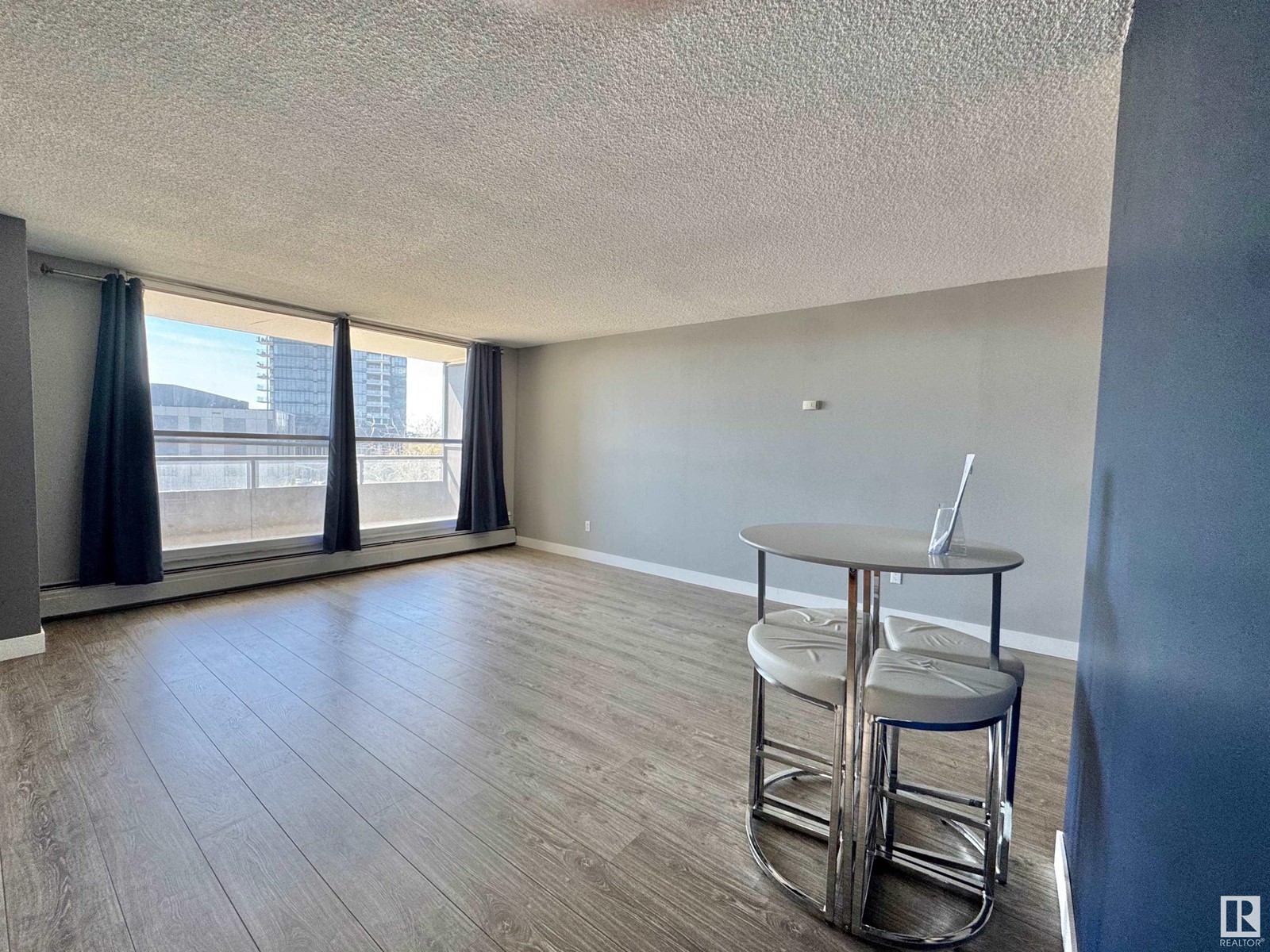 Property at #401 13910 STONY PLAIN RD NW image 2