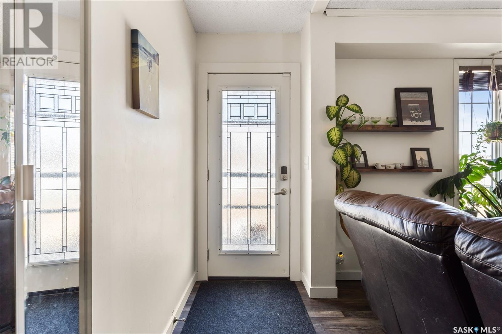 Property at 316 Elder STREET image 4