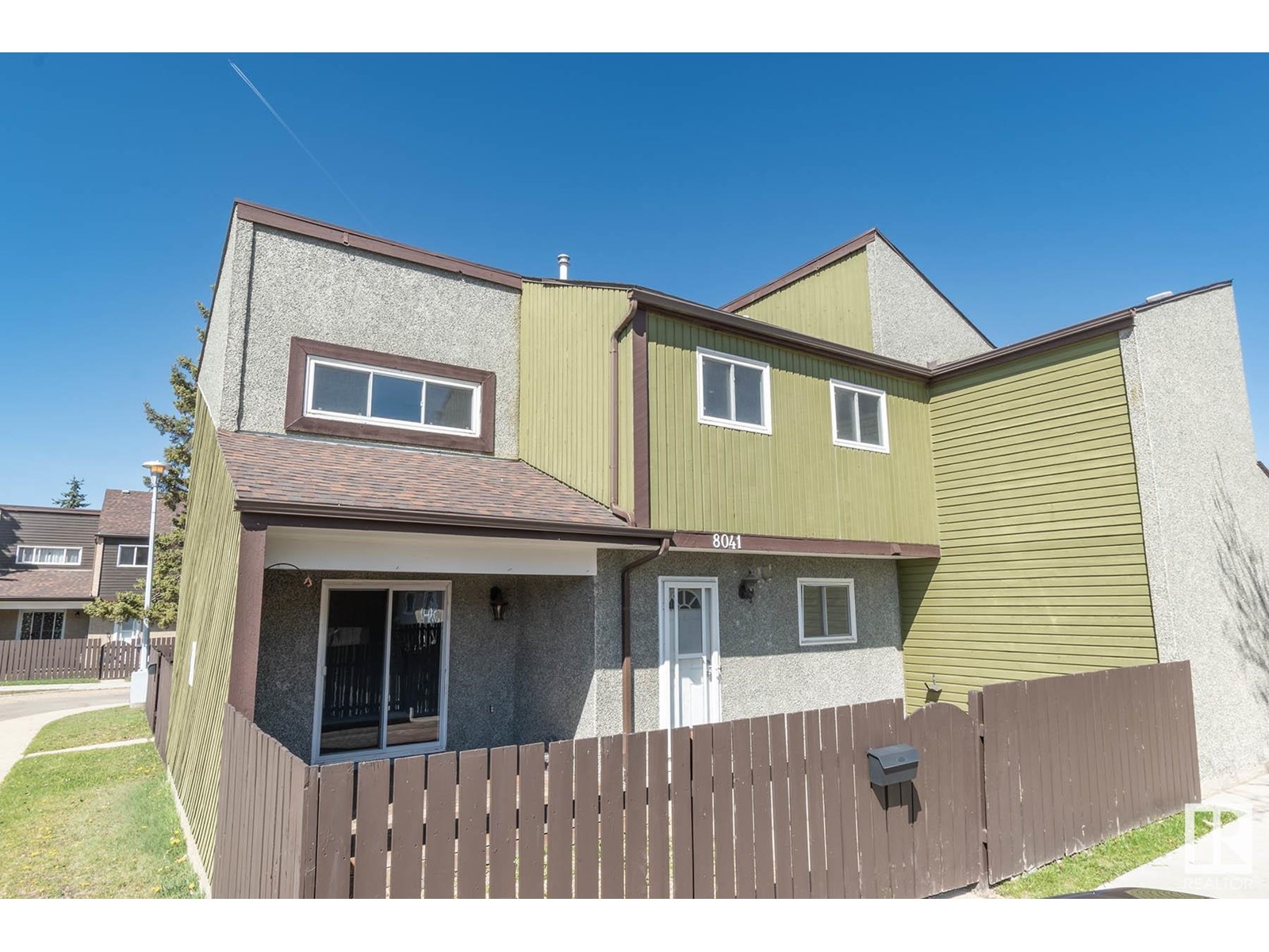 Property at 8041 27 AV NW image 1