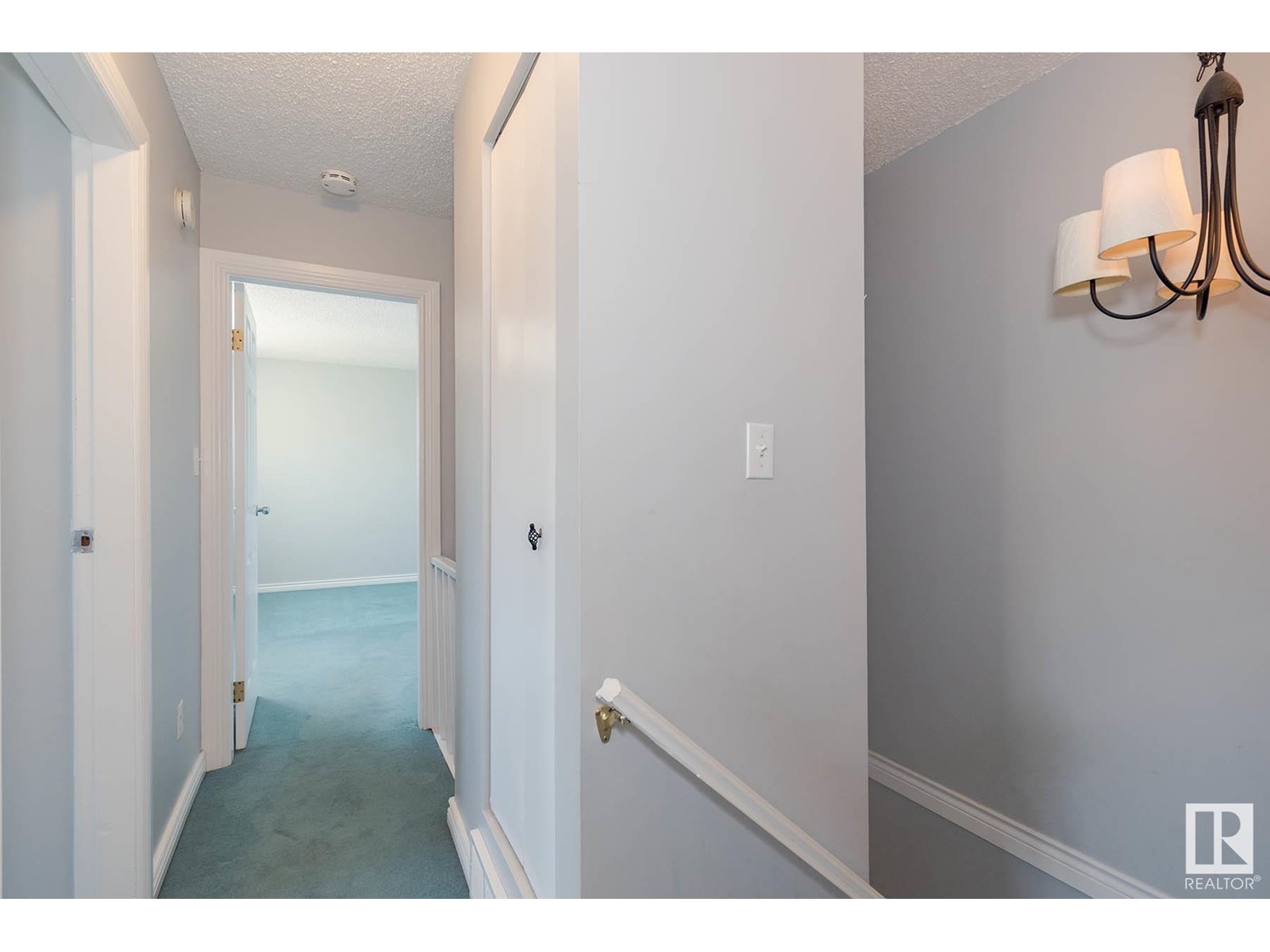 8041 27 Av Nw, Edmonton, Alberta  T6K 3Z1 - Photo 14 - E4434353