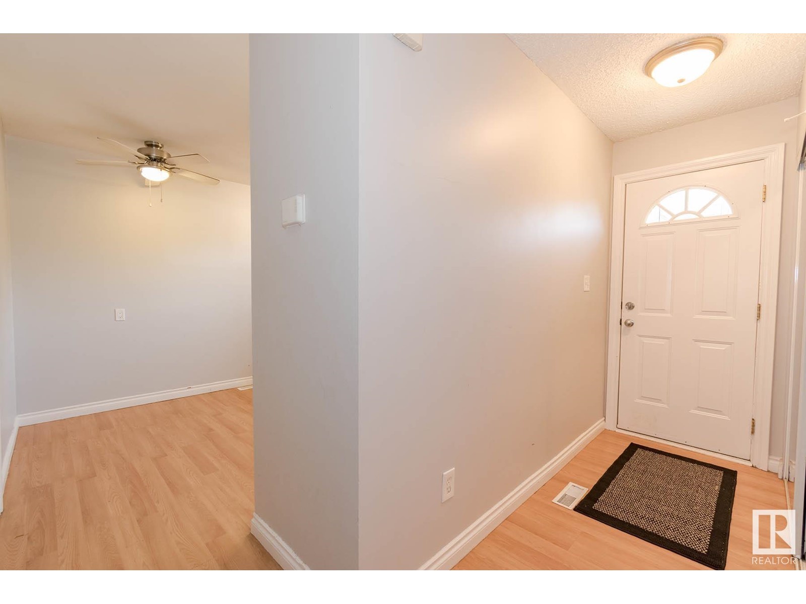 Property at 8041 27 AV NW image 2