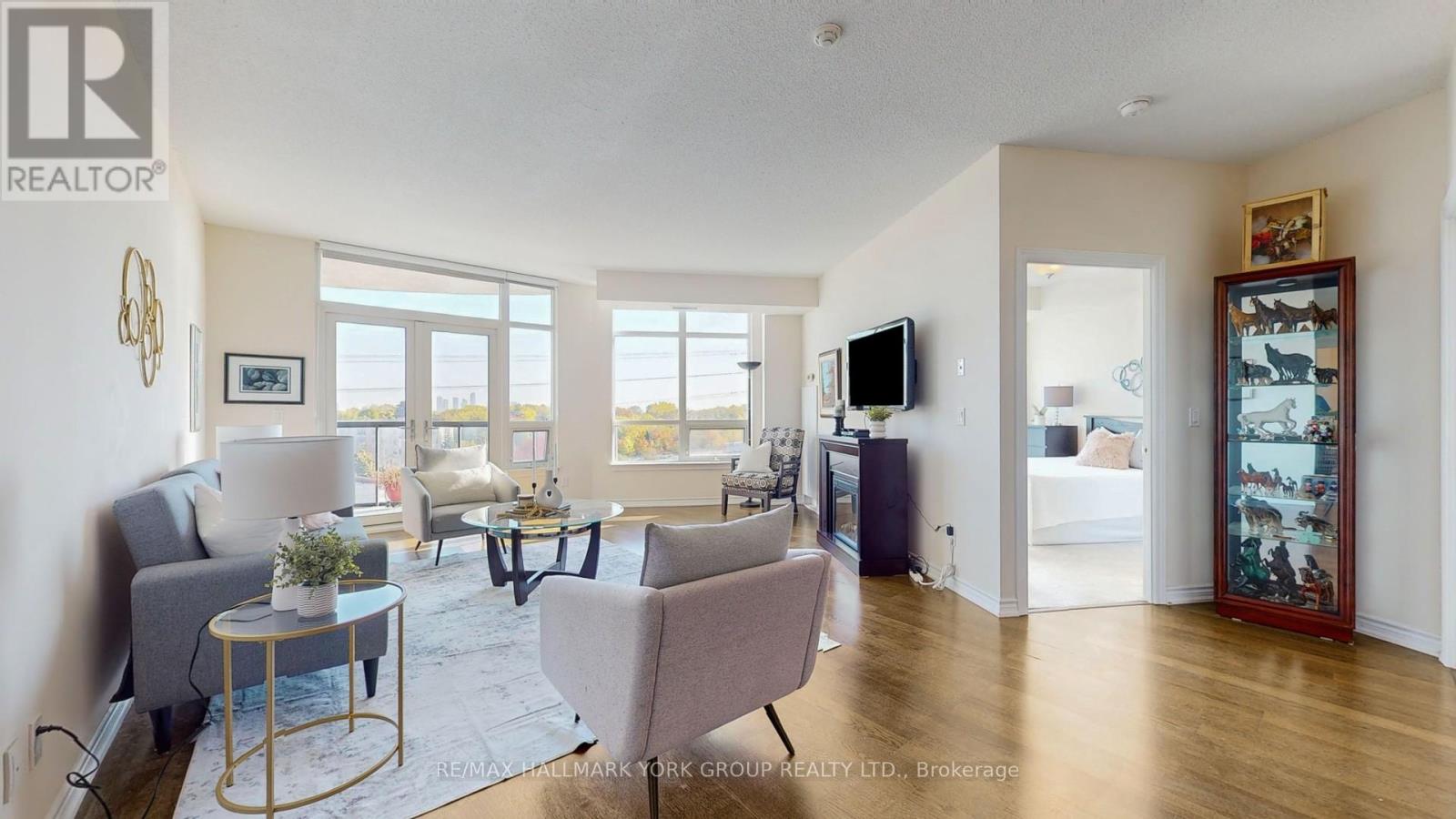 Property at 603 - 1135 ROYAL YORK ROAD image 2